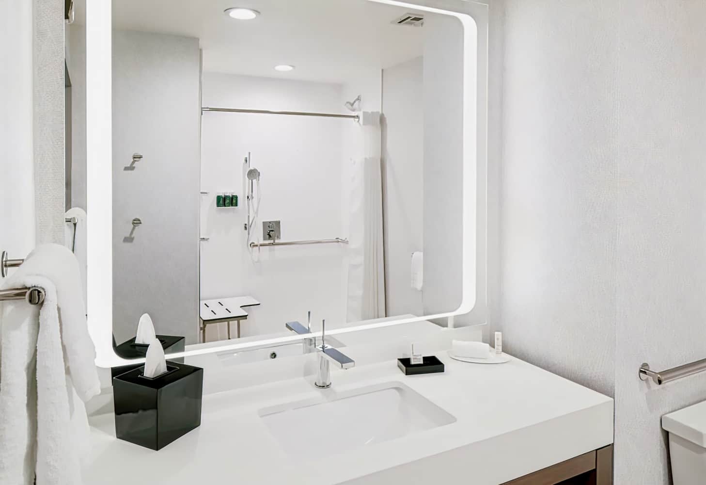 Courtyard by Marriott Houston Heights/I-10