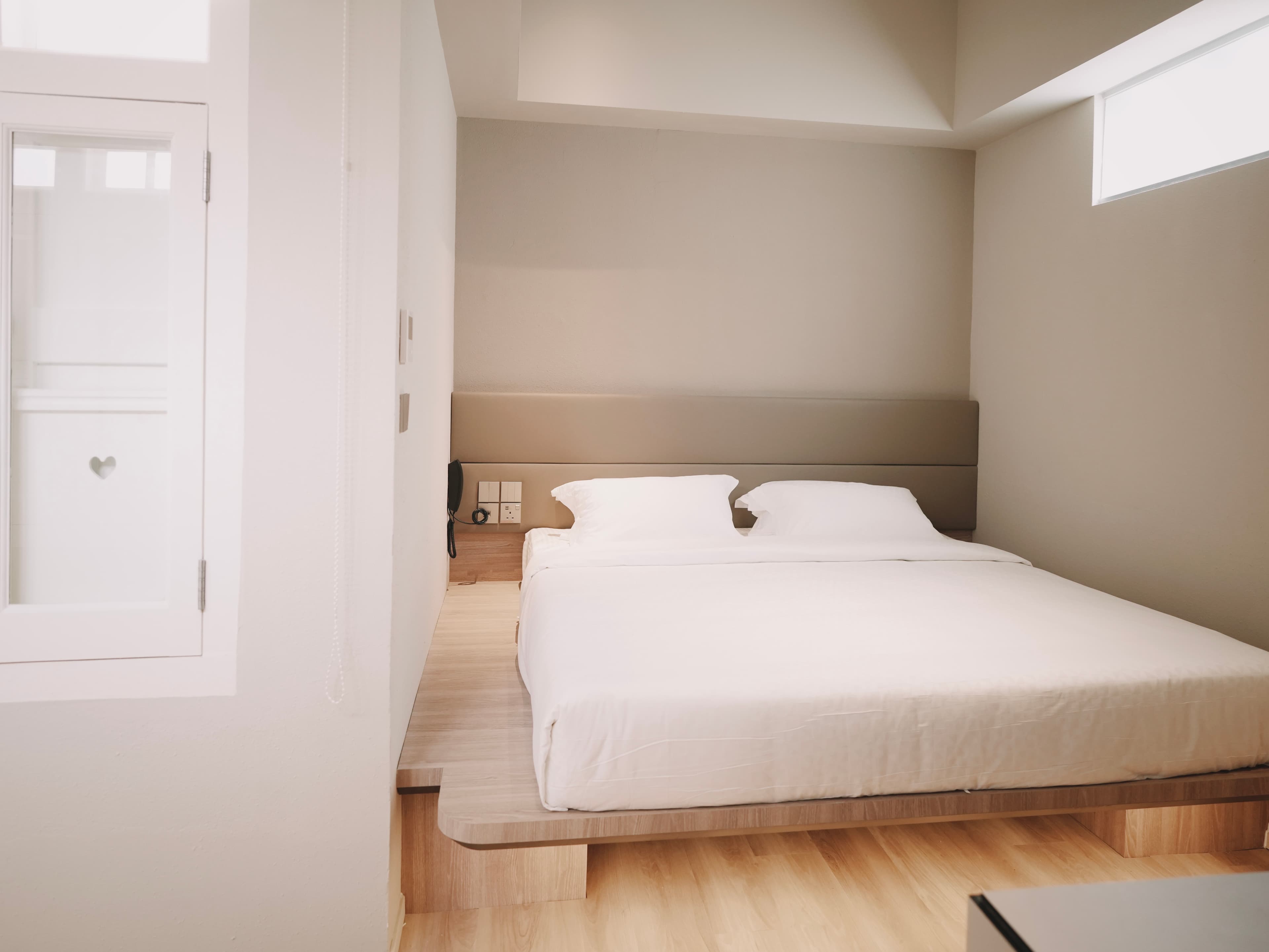 Porcelain Hotel by JL Asia