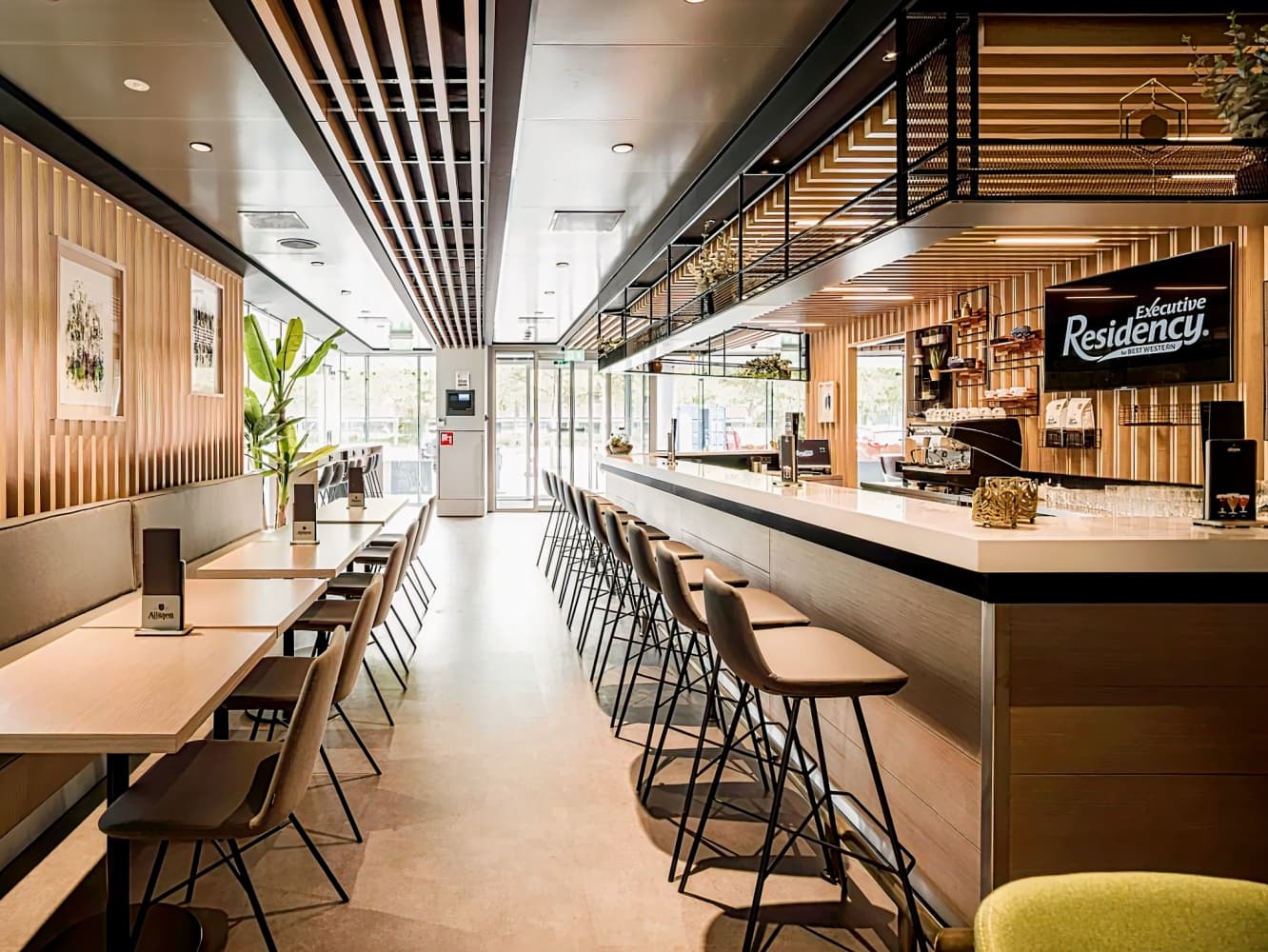 Executive Residency by Best Western Amsterdam Airport