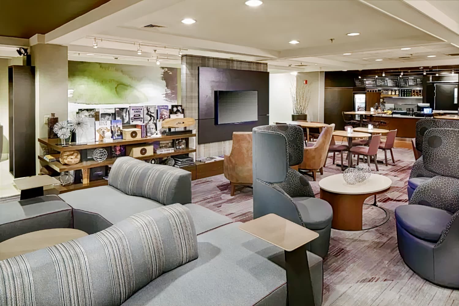 Courtyard by Marriott State College