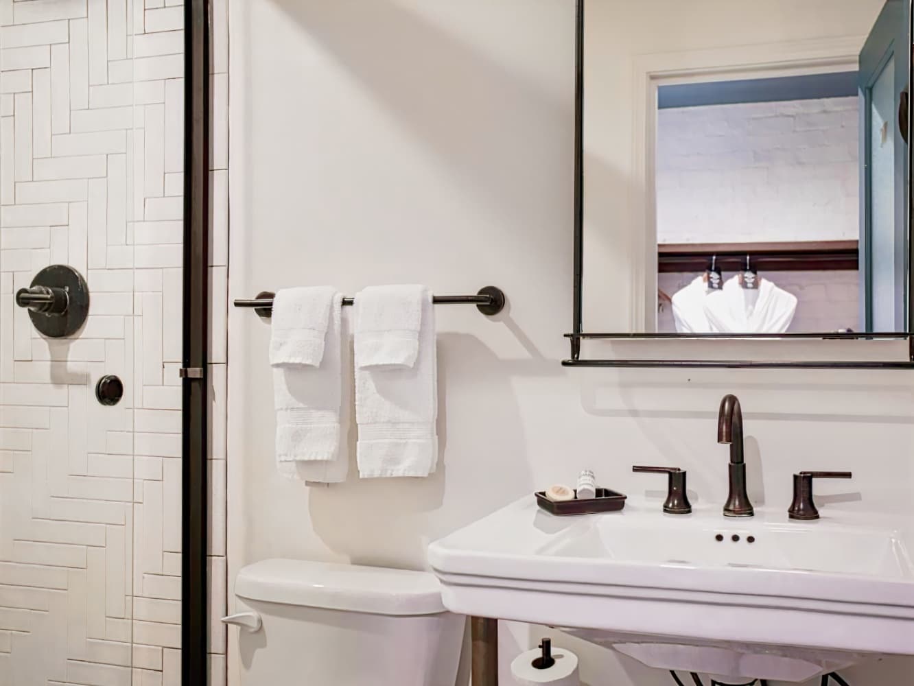 The Old No. 77 Hotel & Chandlery