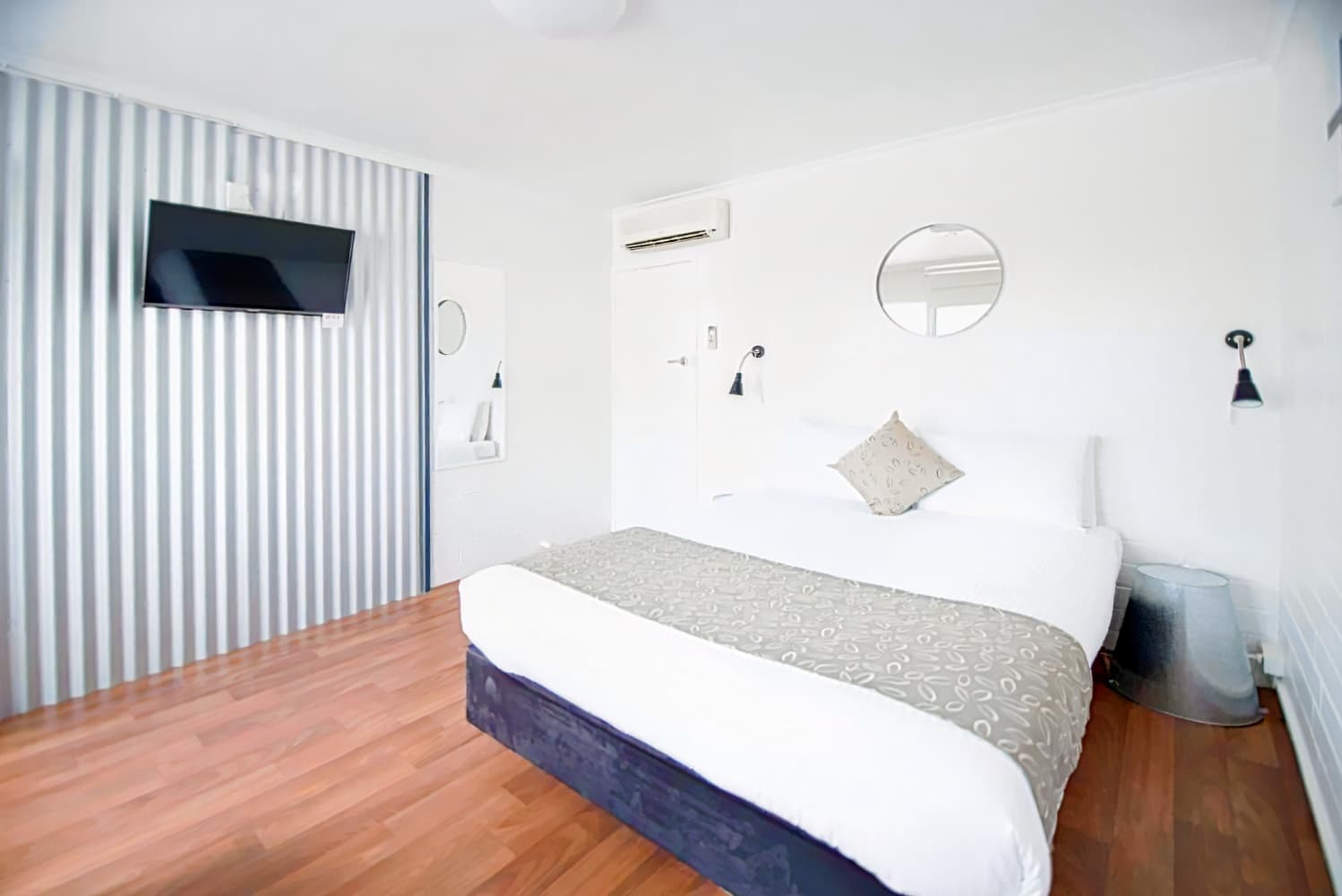 Siesta Central Apartments