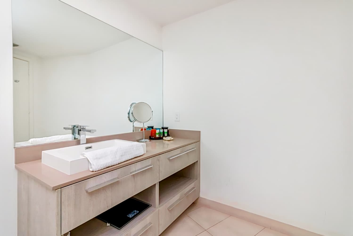 Hyde Resort & Residences Hollywood Beach