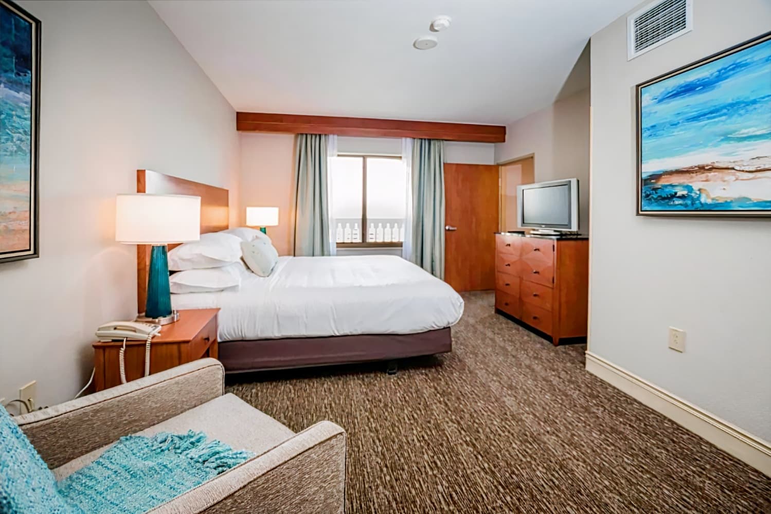 Hilton St. Petersburg Carillon Park