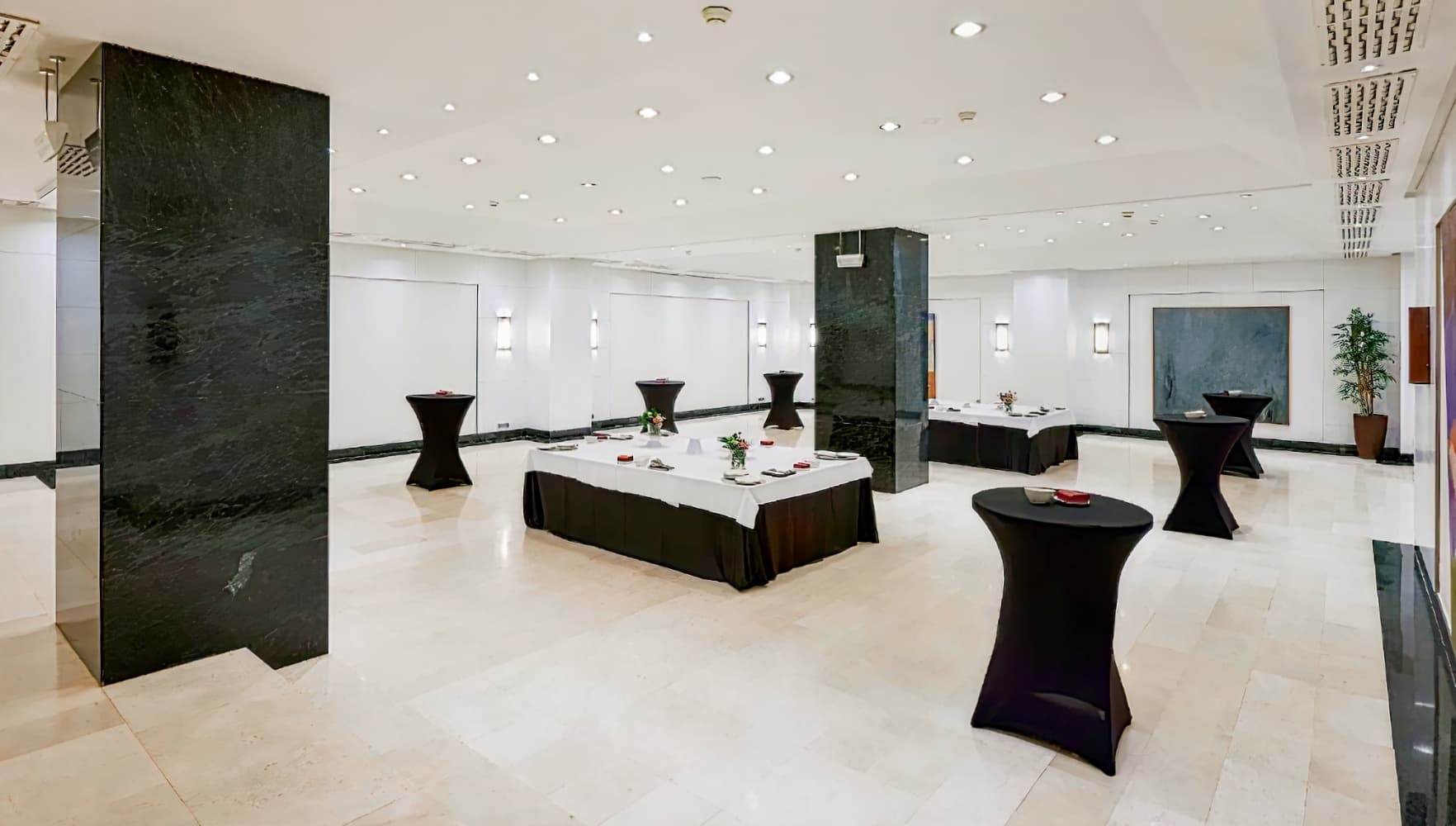 NH Collection Villa de Bilbao