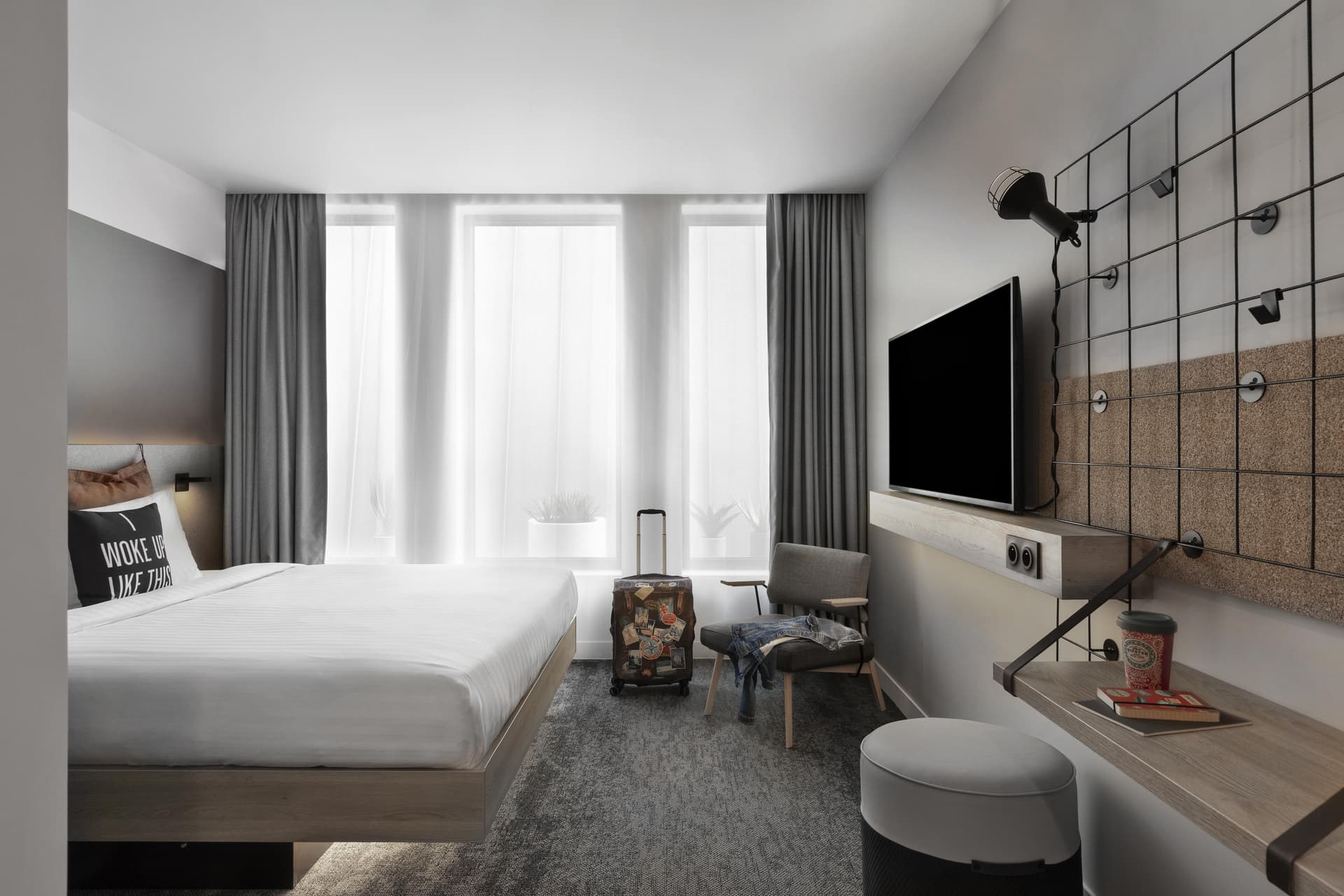 Moxy Lyon Airport