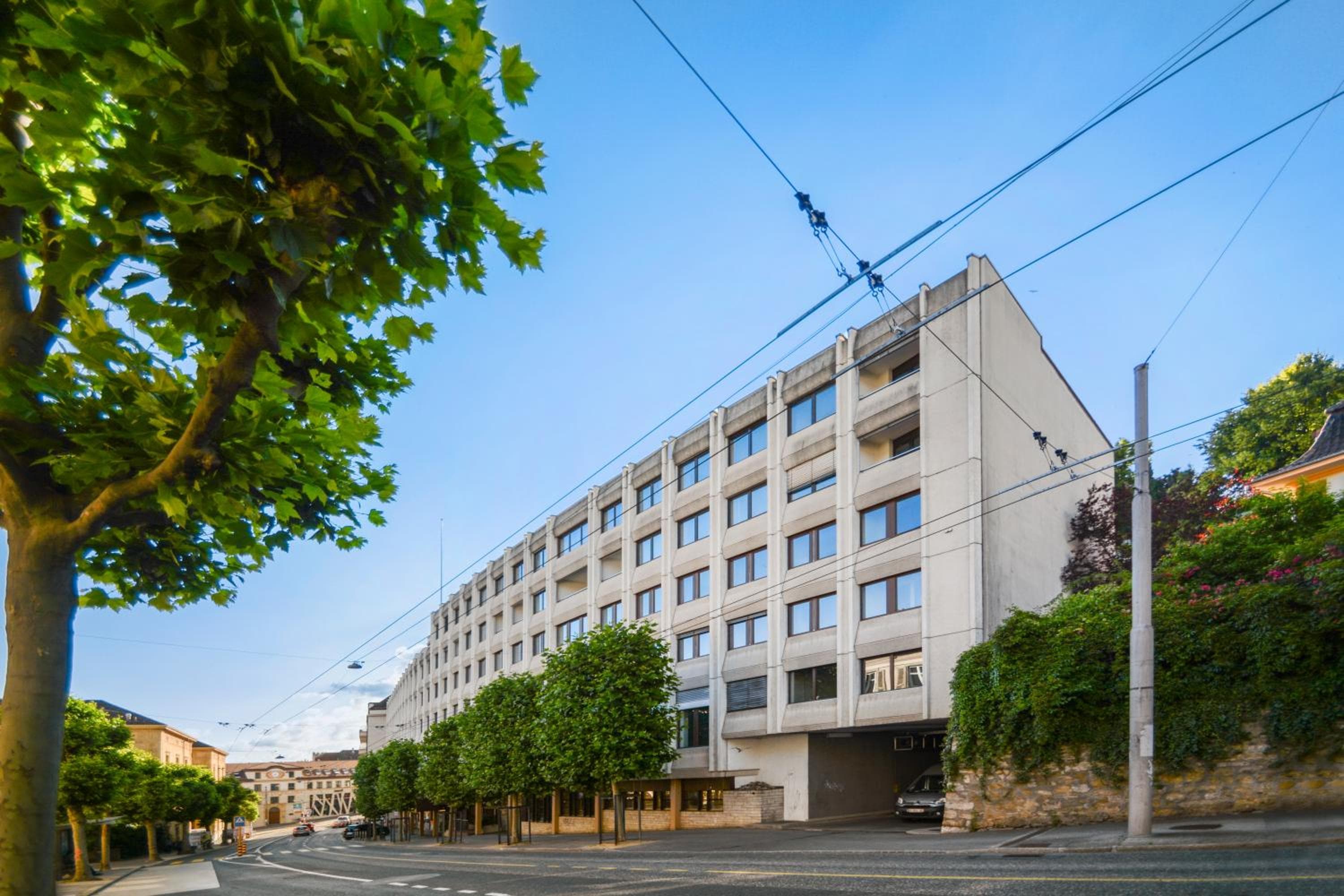 Neuchatel City Hotel