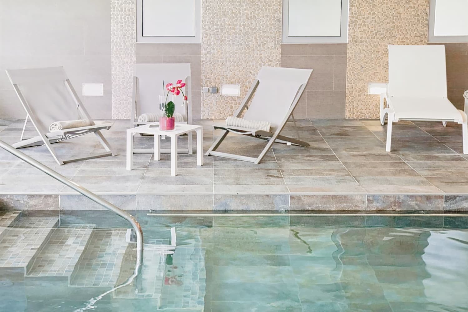 Château Belmont Tours by The Crest Collection