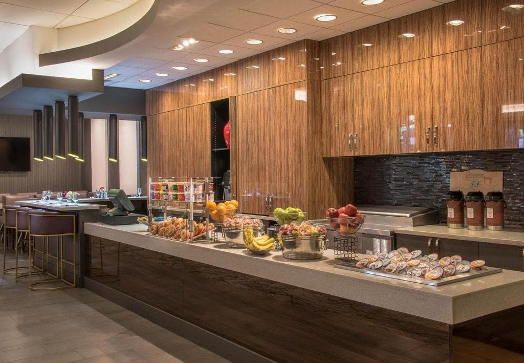 Courtyard by Marriott Bethesda Chevy Chase