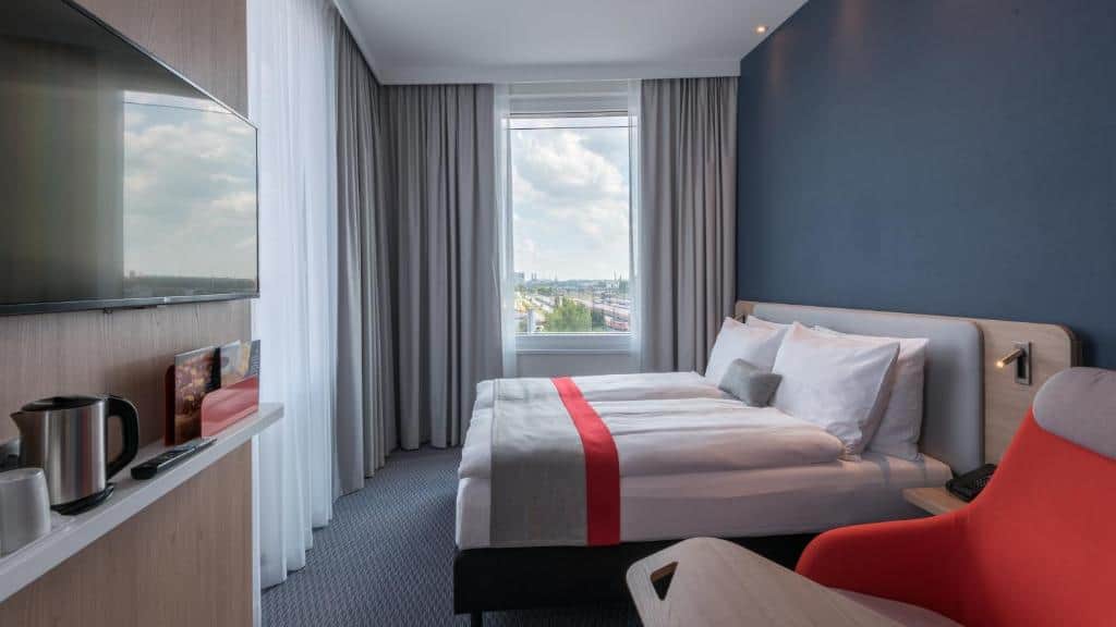 Holiday Inn Express Munich City West, an IHG Hotel