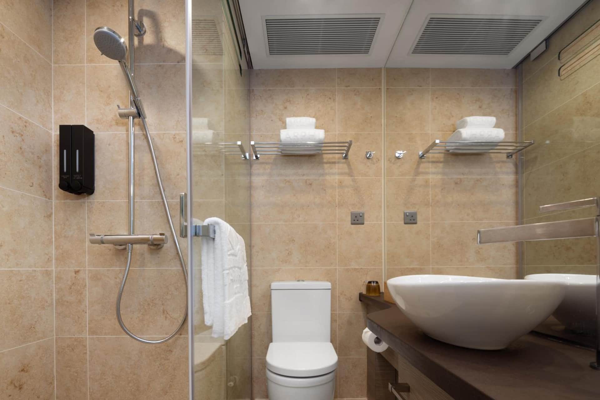 Starphire Hotel