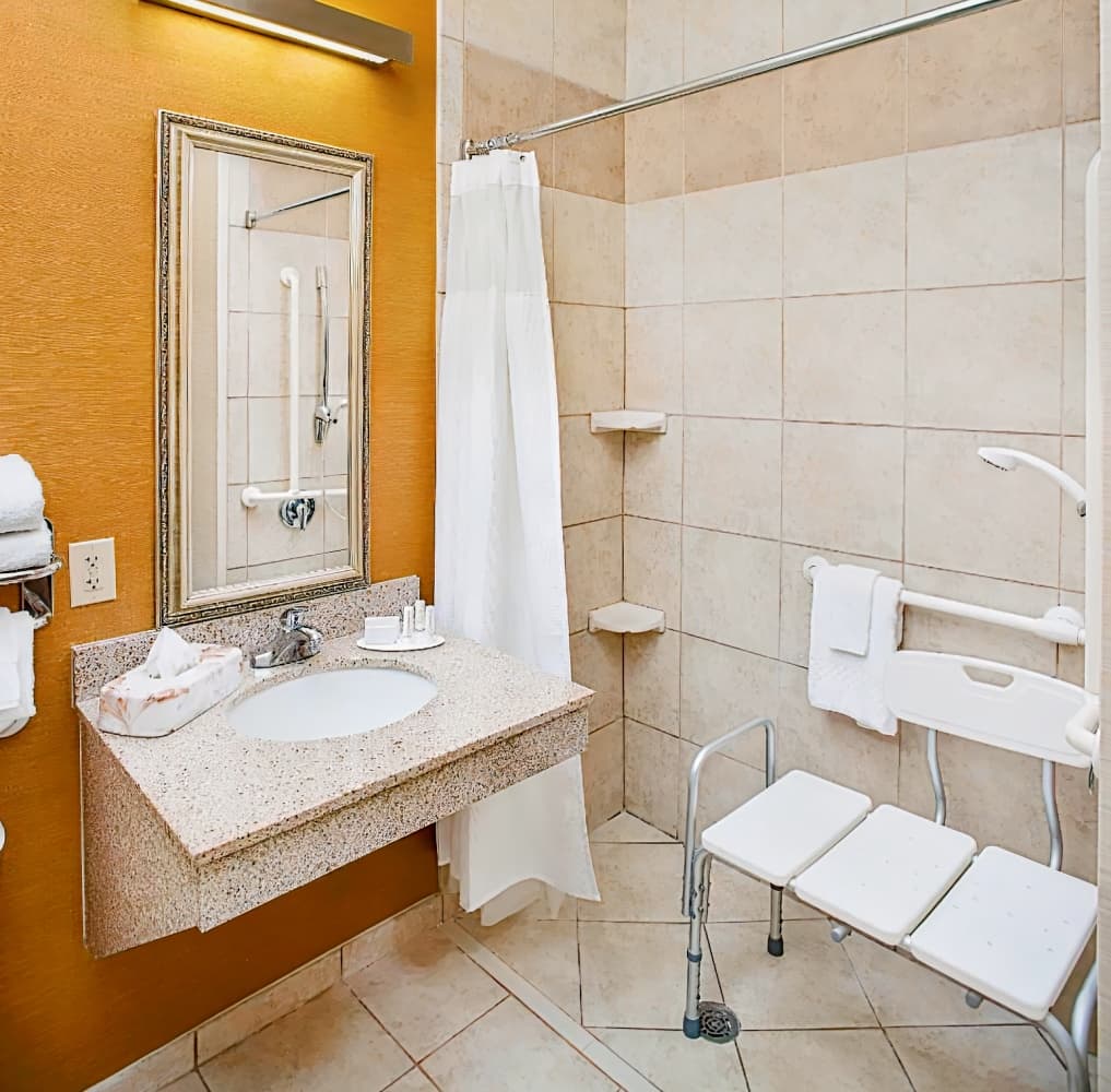 Fairfield Inn & Suites by Marriott Lafayette South