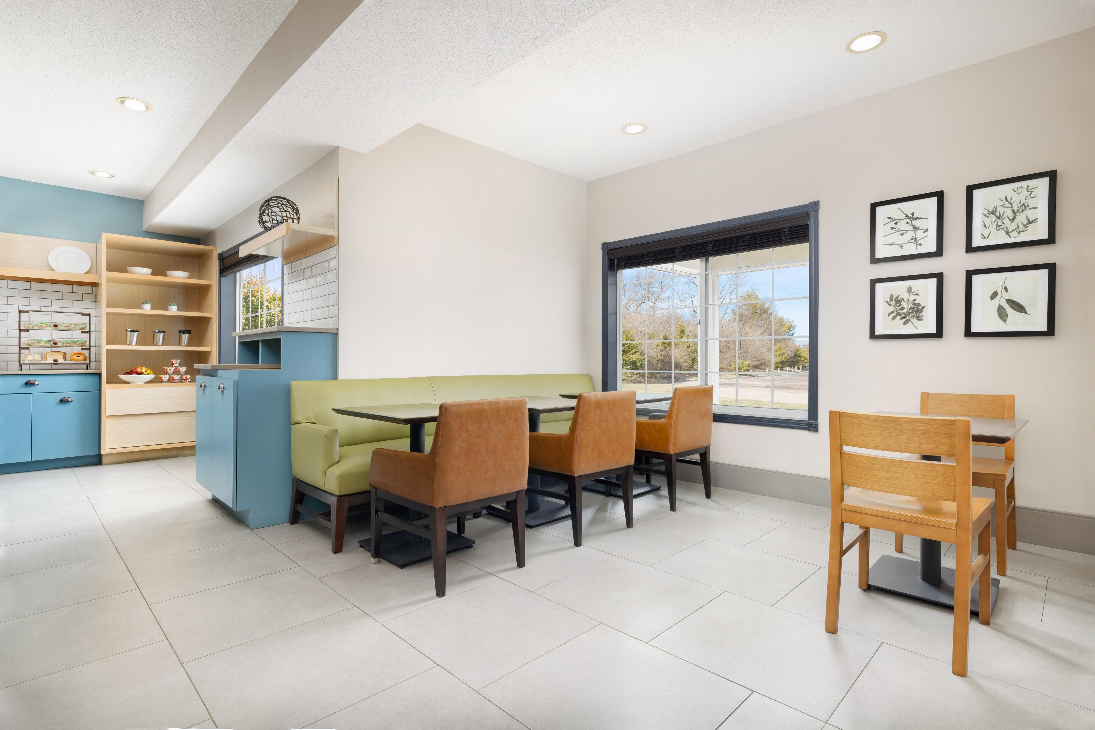 Country Inn & Suites by Radisson, Springfield, OH