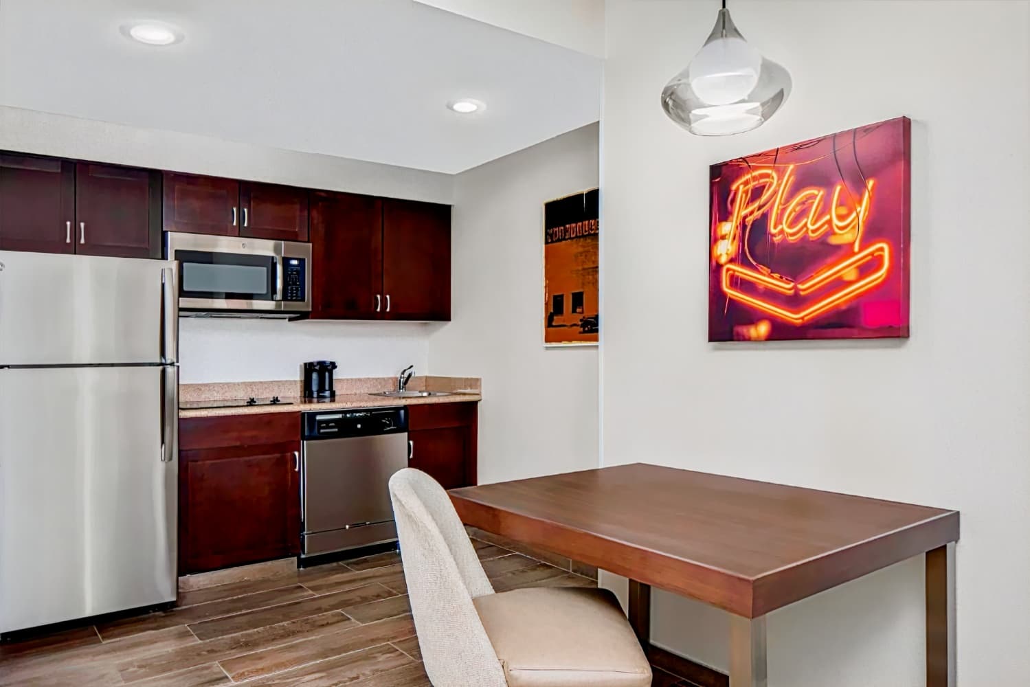 Homewood Suites by Hilton Nashville-Downtown