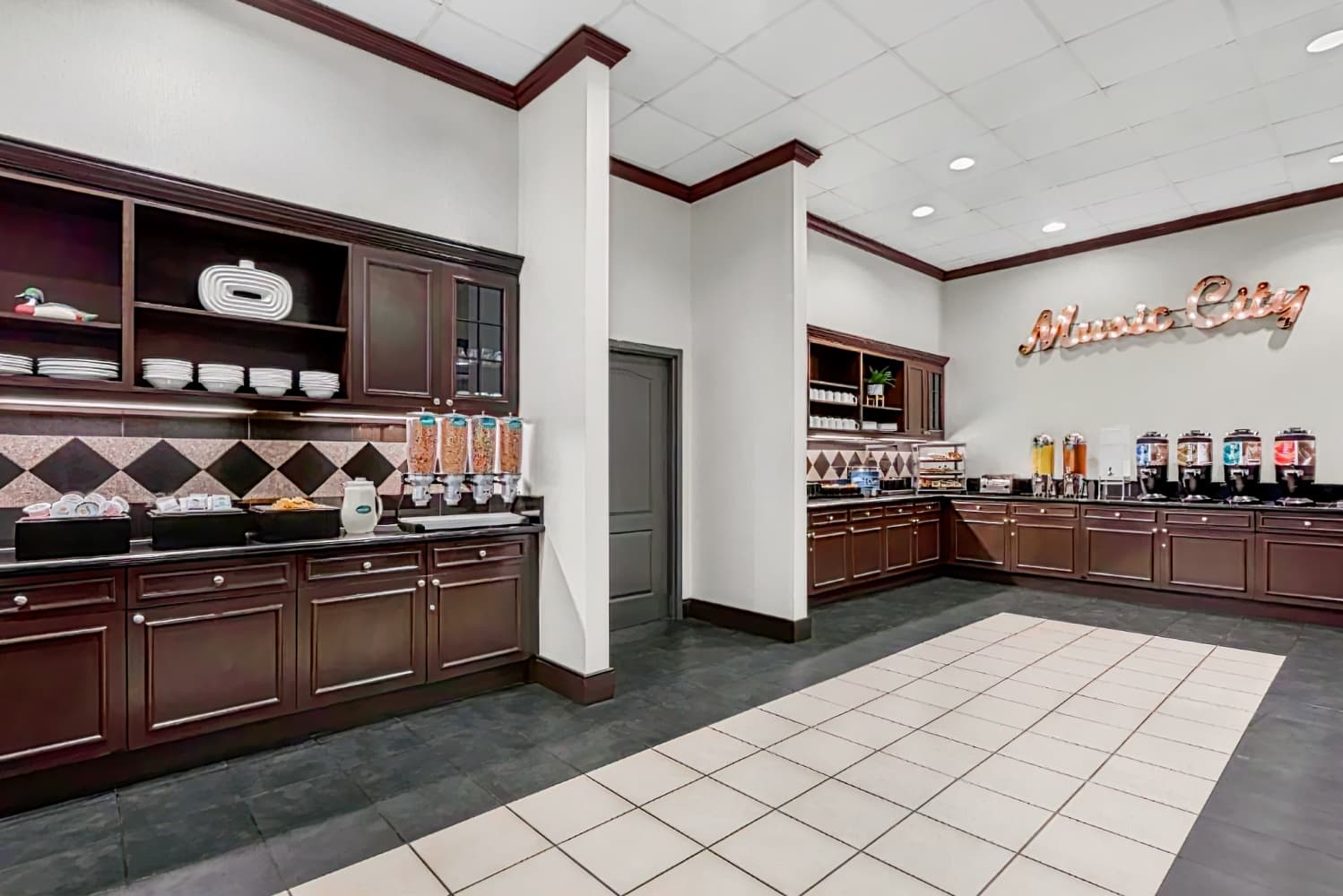 Homewood Suites by Hilton Nashville-Downtown