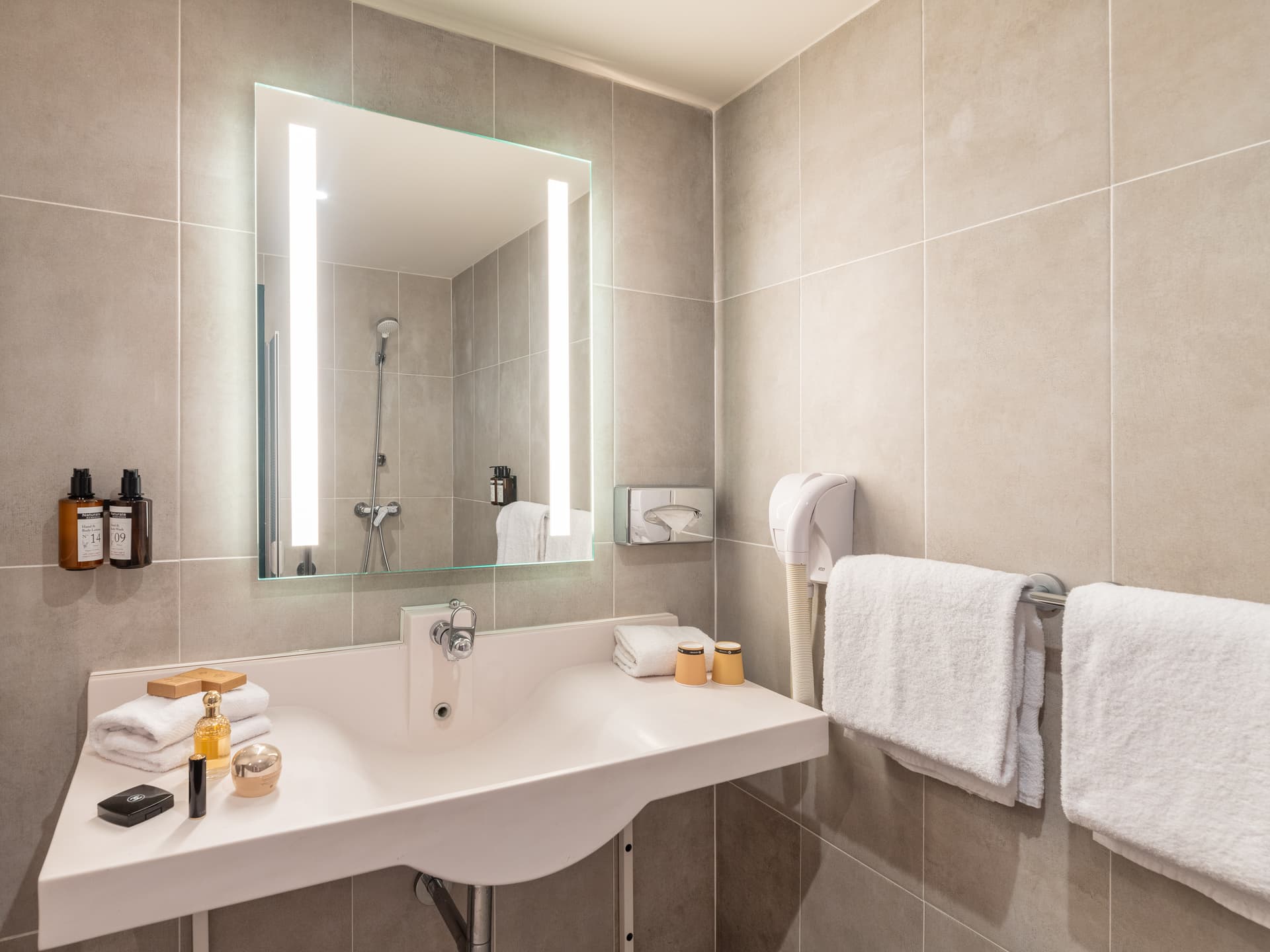 B&B HOTEL Lyon Nord
