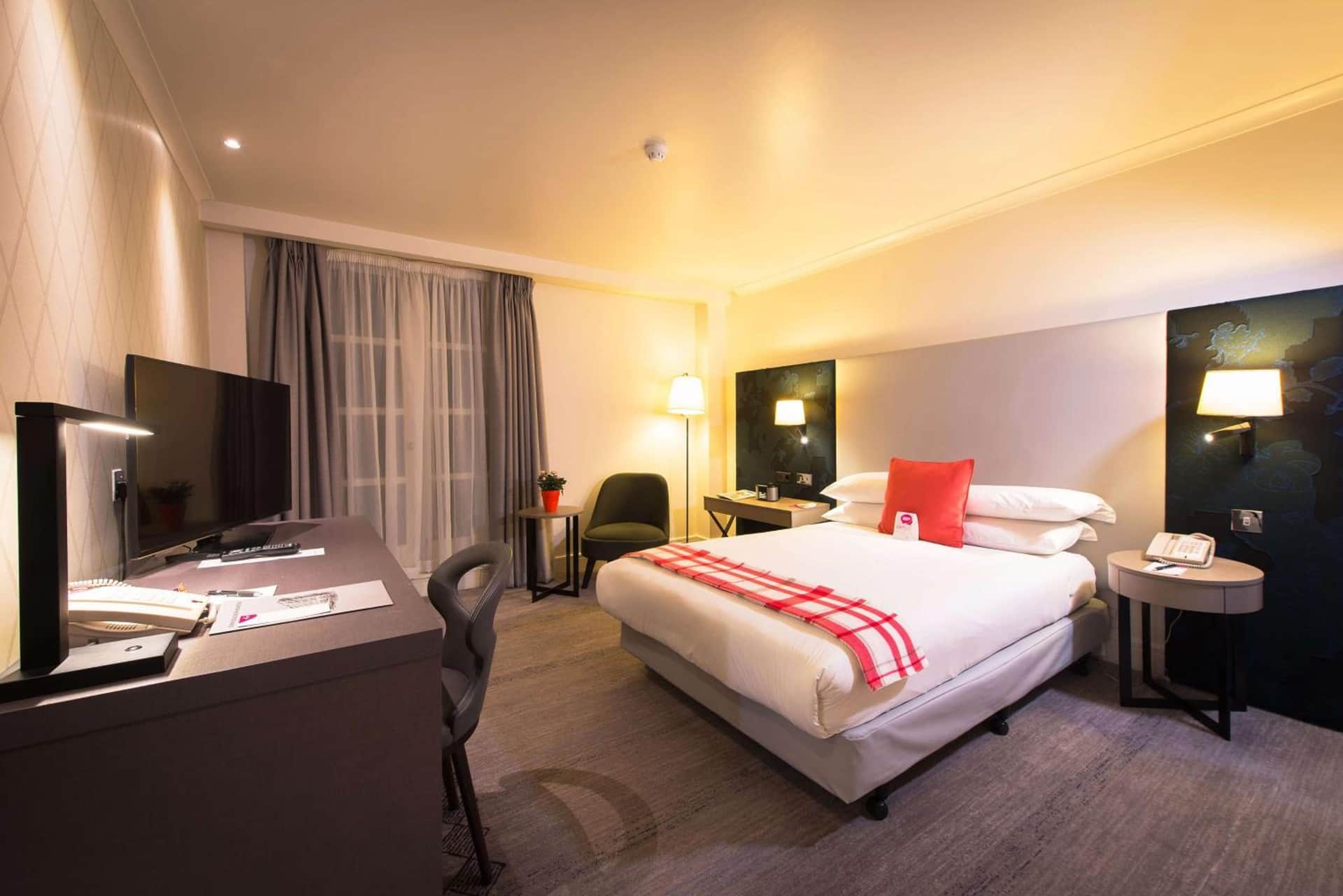 DoubleTree by Hilton London Kensington