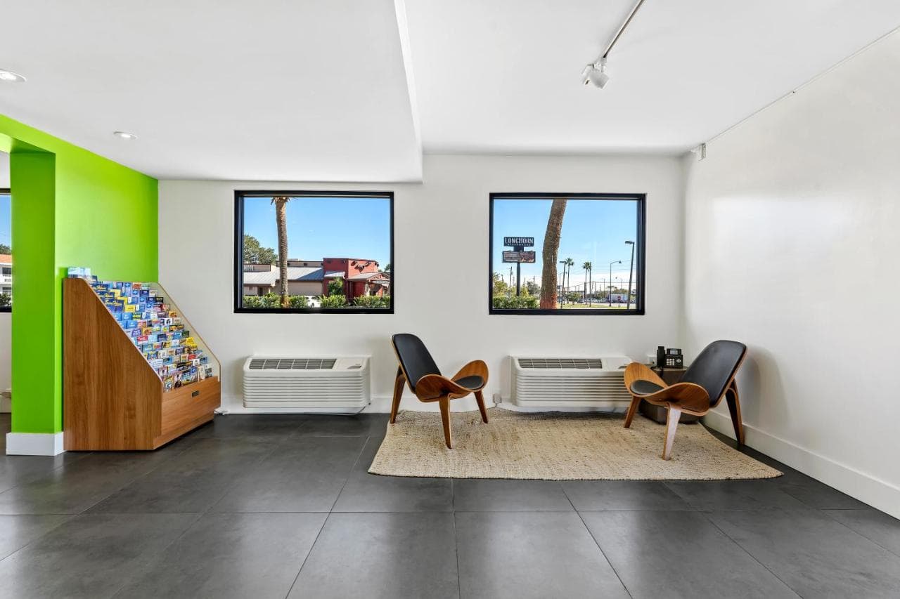 Travelodge by Wyndham Orlando Lake Buena Vista South