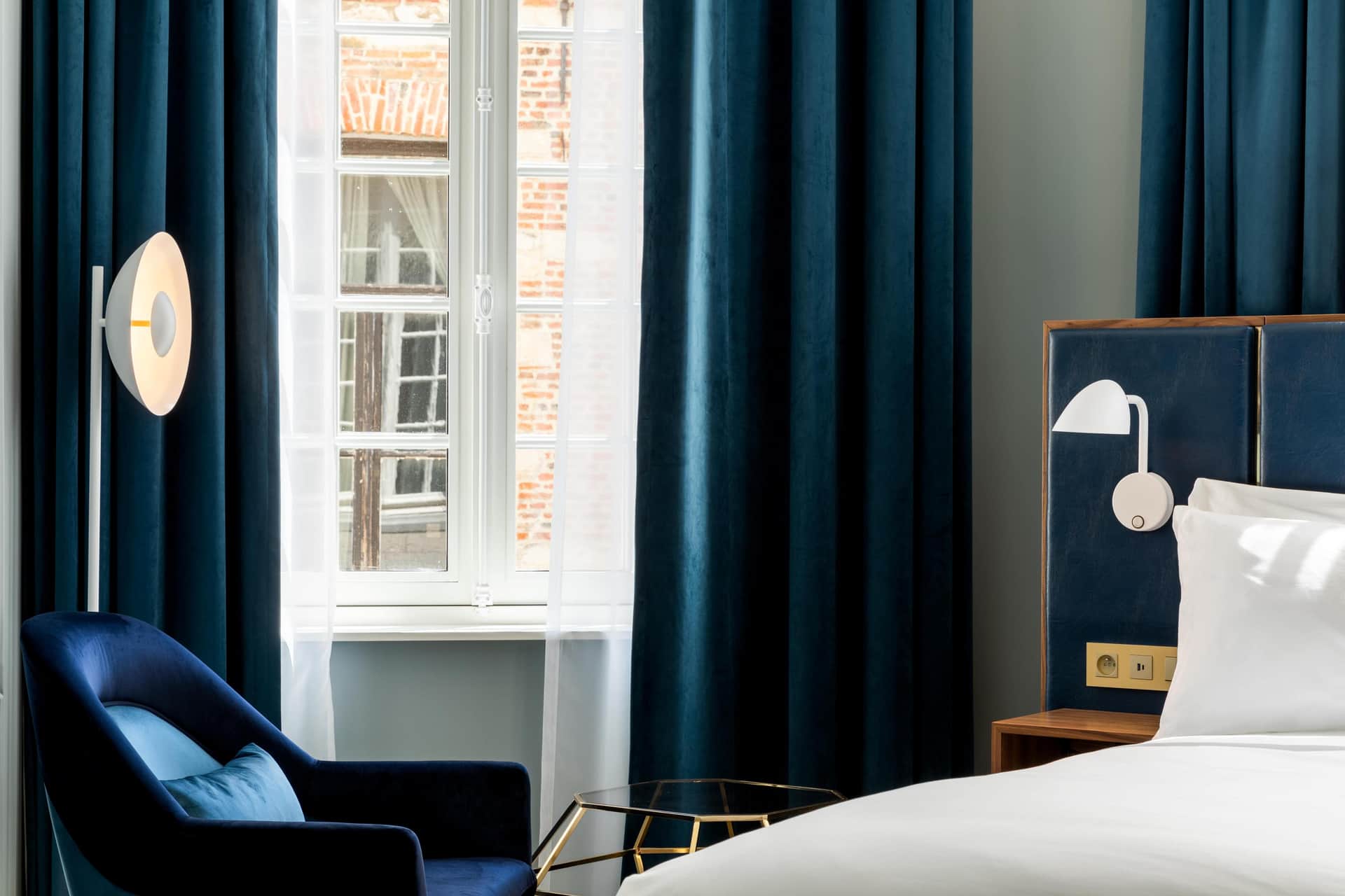 Sapphire House Antwerp, Autograph Collection