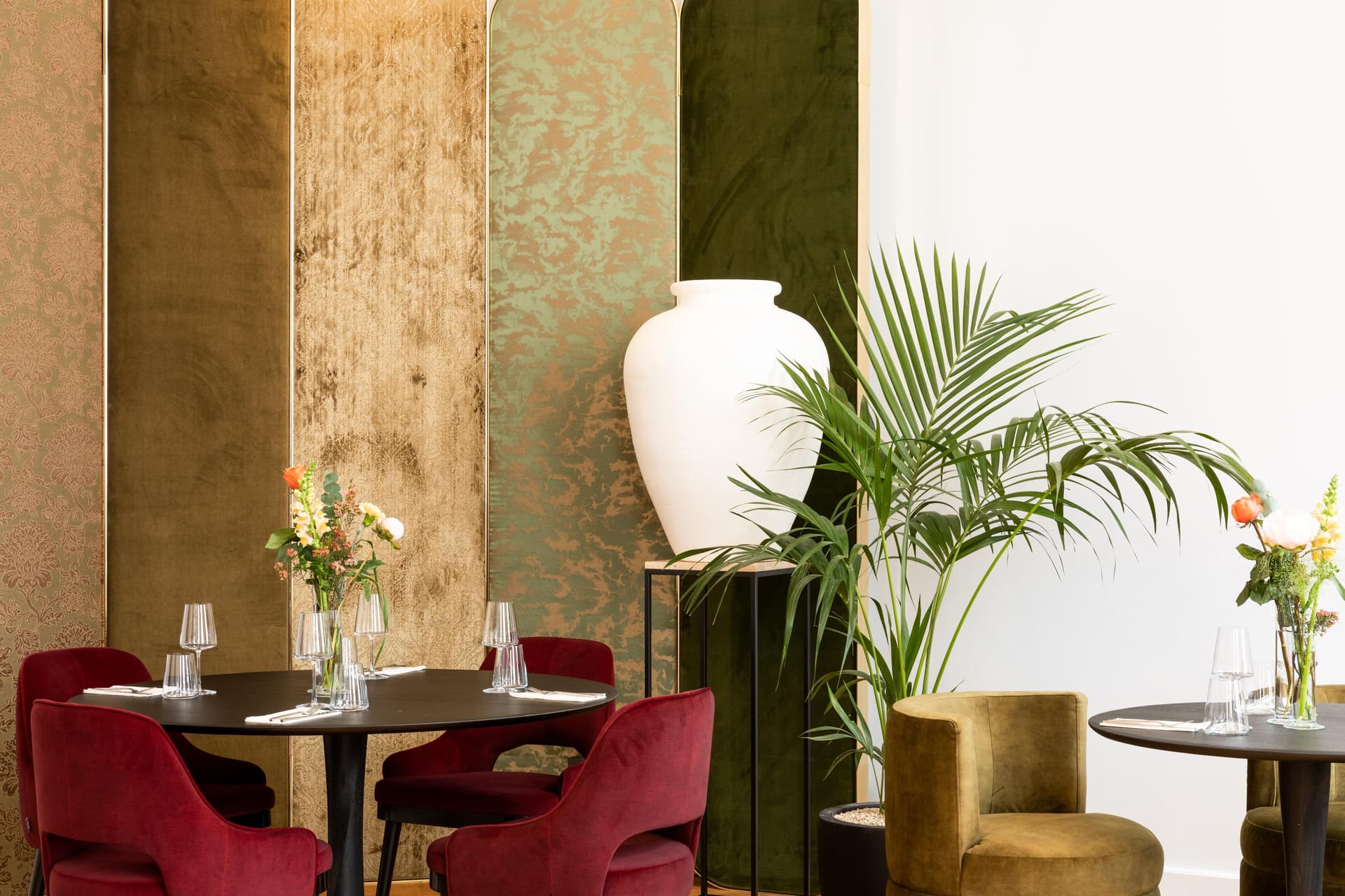 Sapphire House Antwerp, Autograph Collection