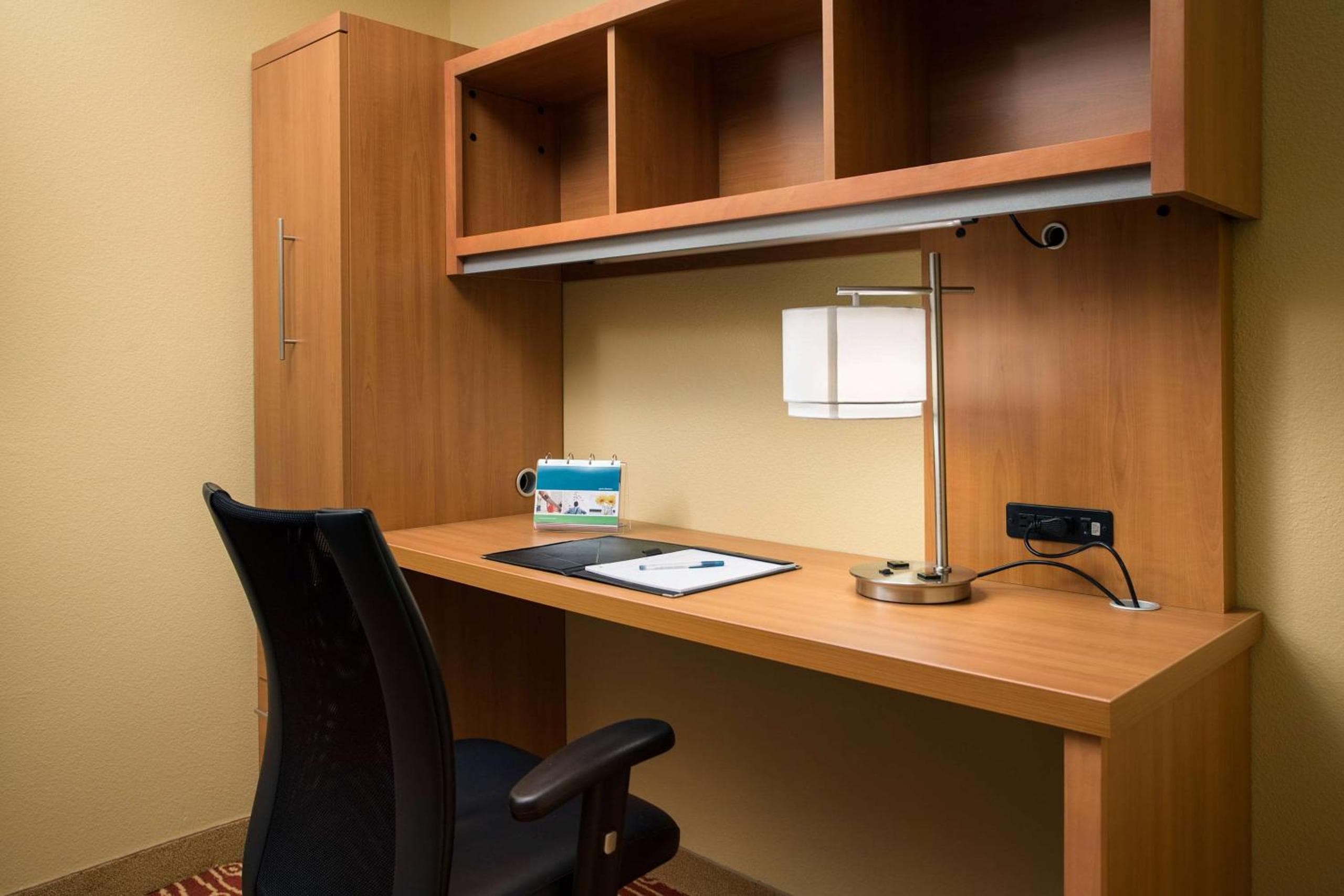 Sonesta Simply Suites Phoenix Scottsdale