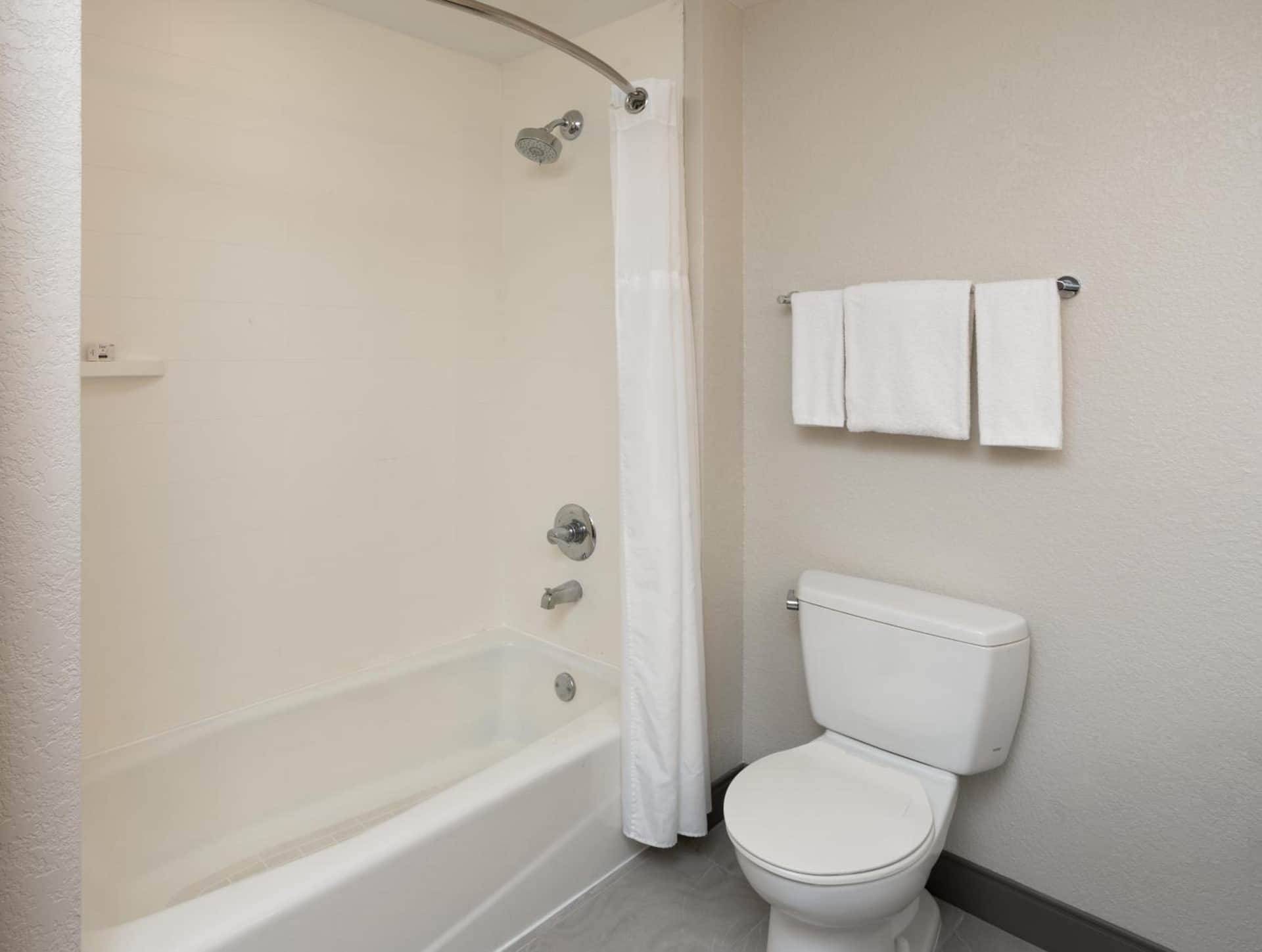 Holiday Inn Express Miami Airport Blue Lagoon Area by IHG