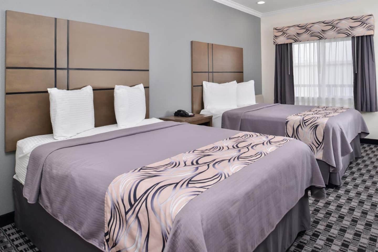 Crystal Inn & Suites IAH Humble