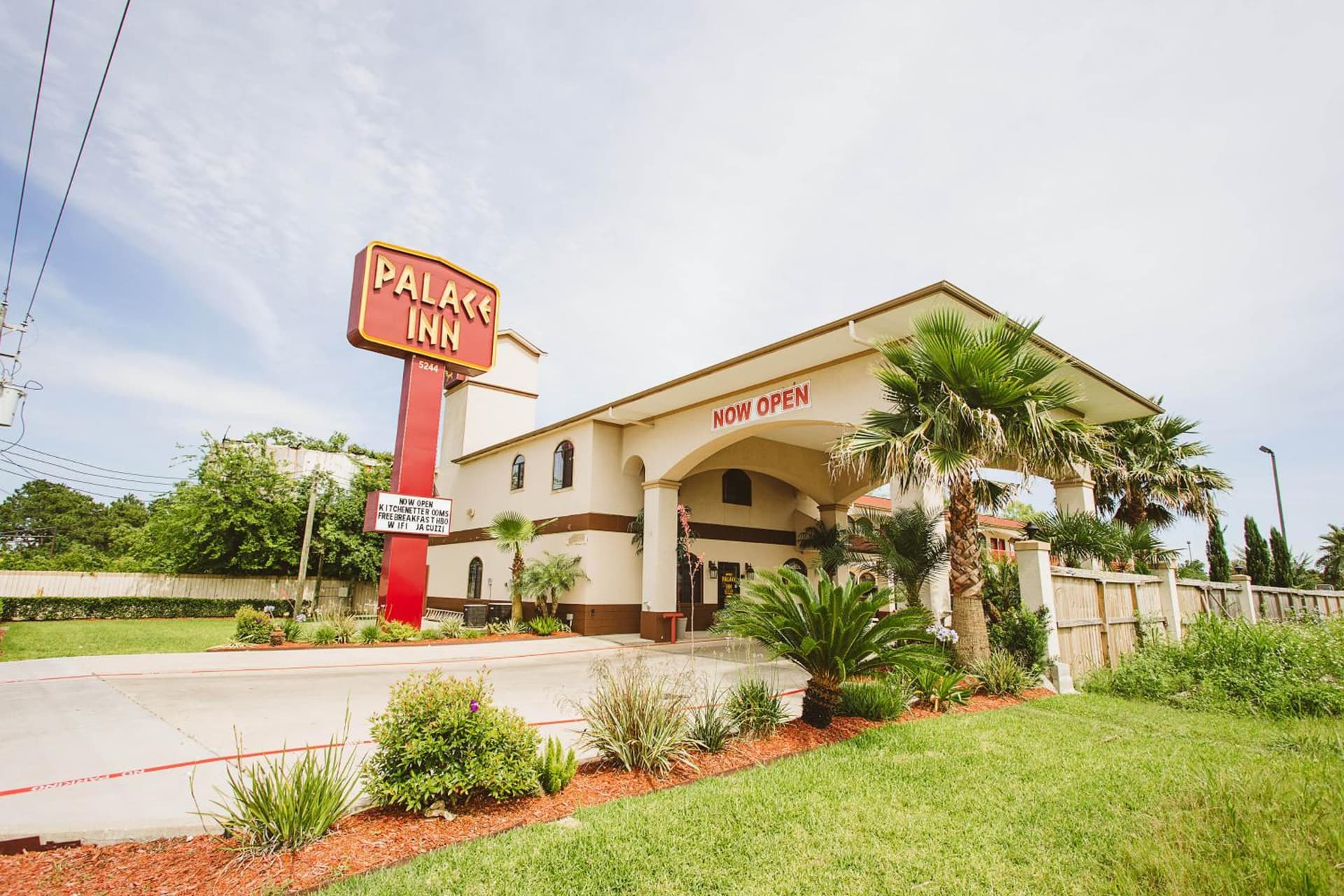 Palace Inn - Baytown I-10