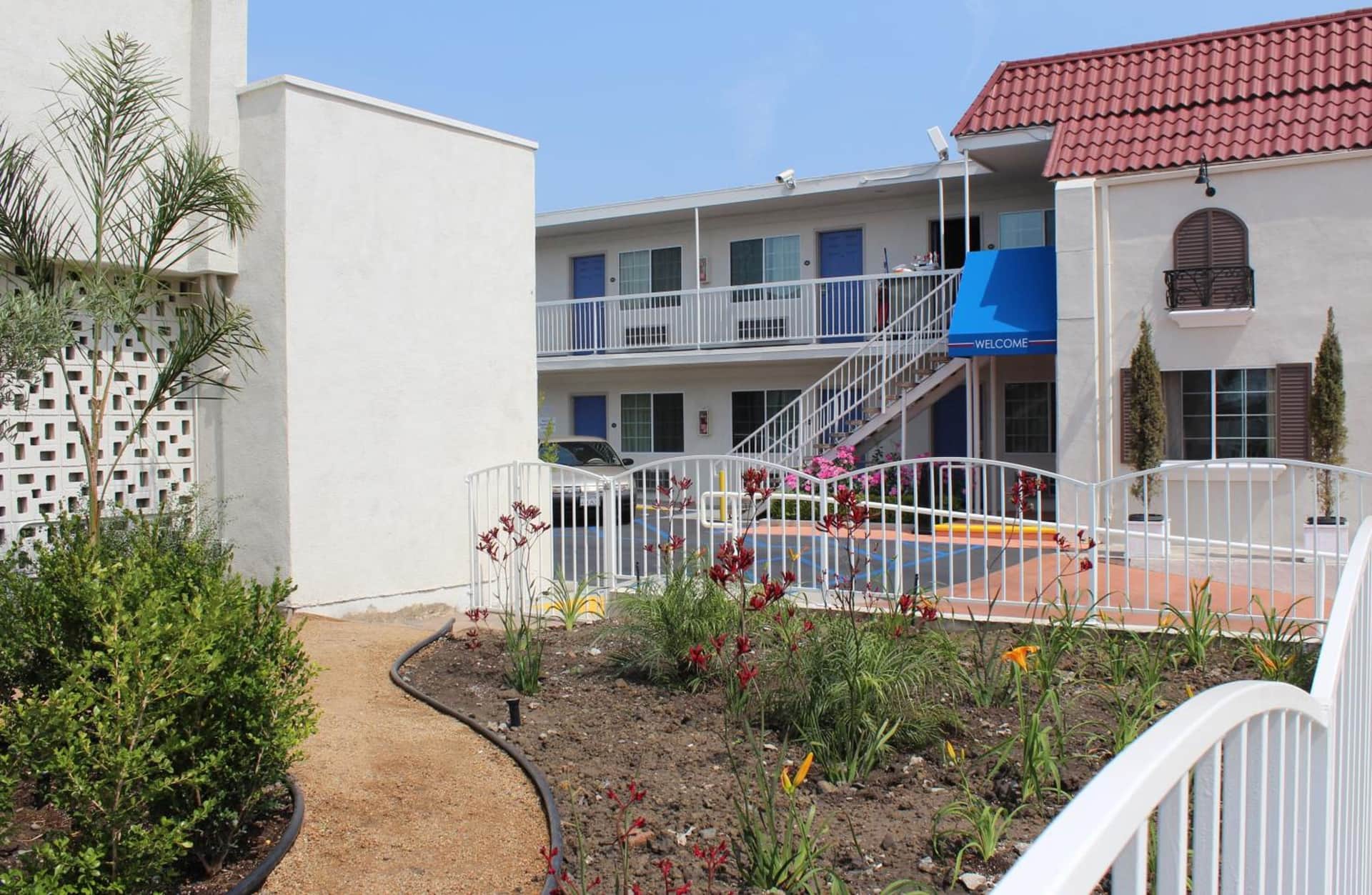 Motel 6 Gardena
