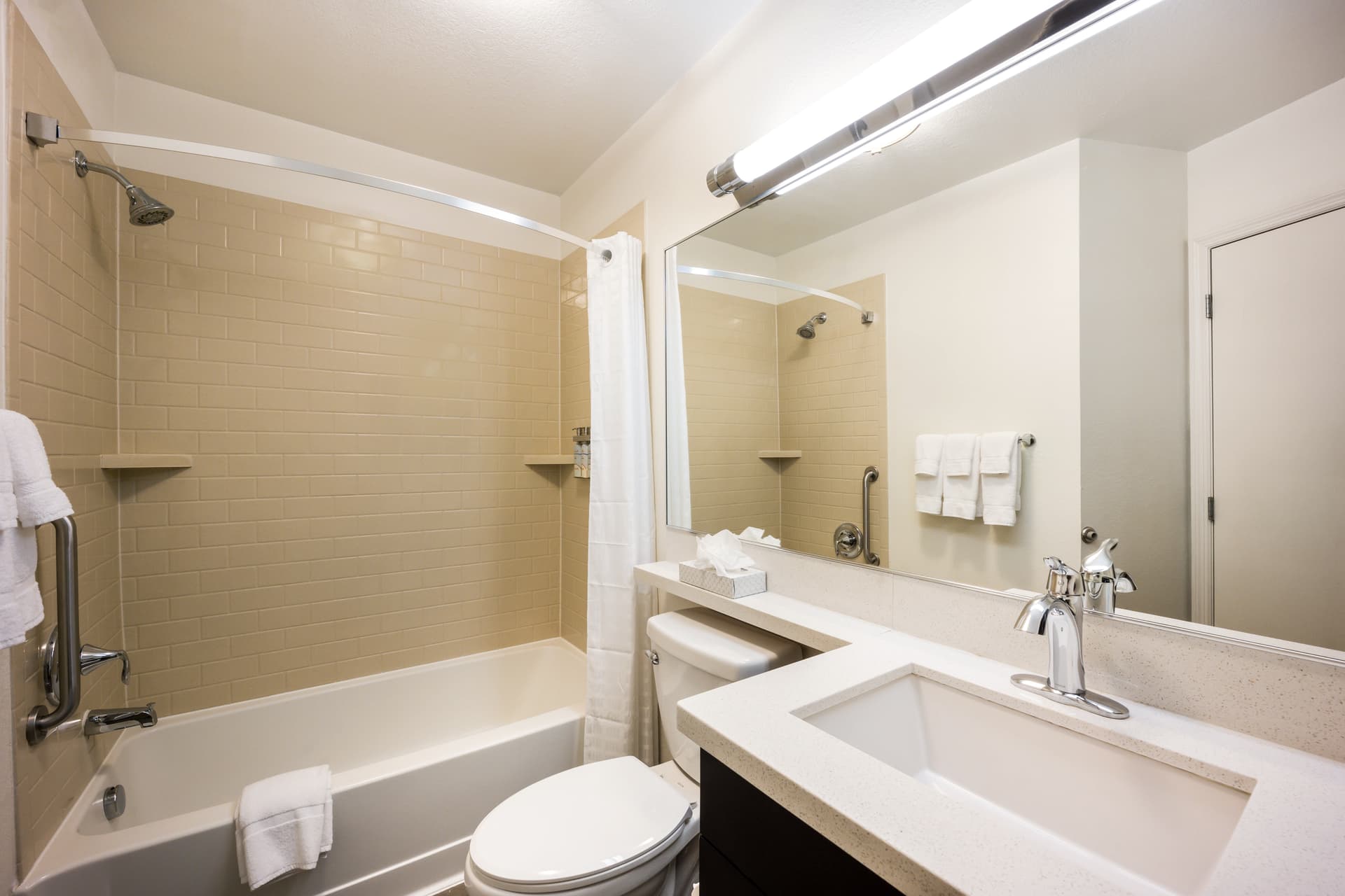 Sonesta Simply Suites Denver West Federal Center
