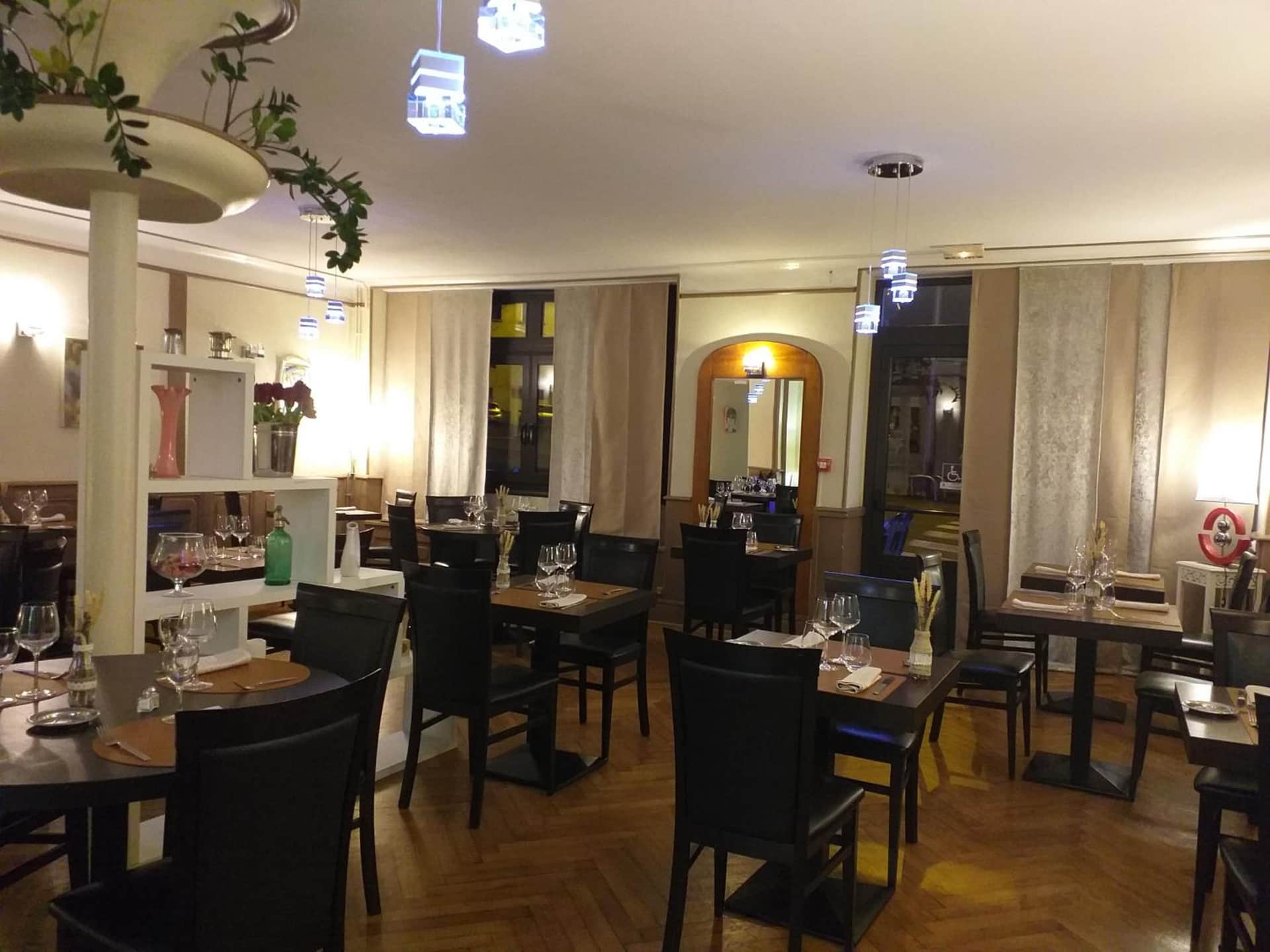 Logis Hotel de la Poste Pontgibaud