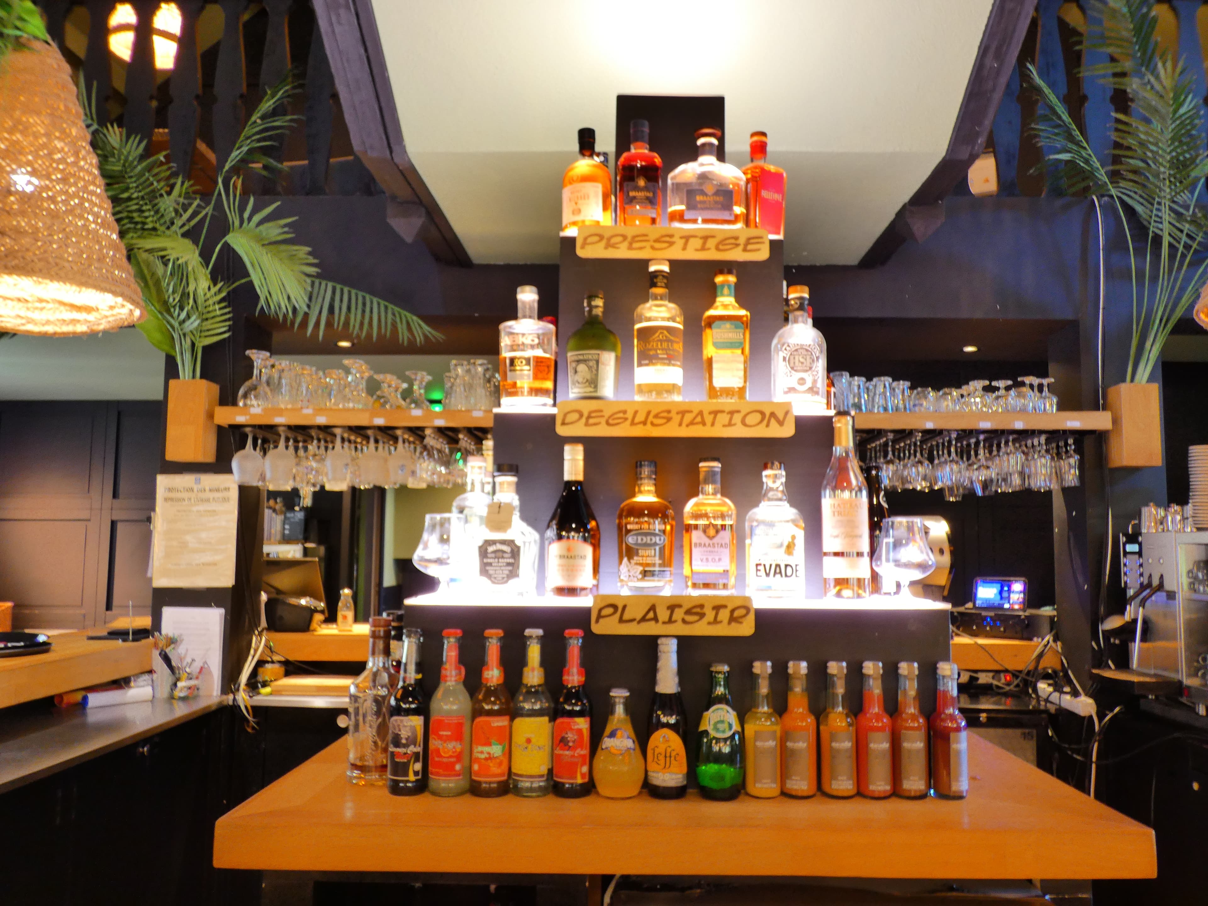 Hôtel B&G (Black&Green)