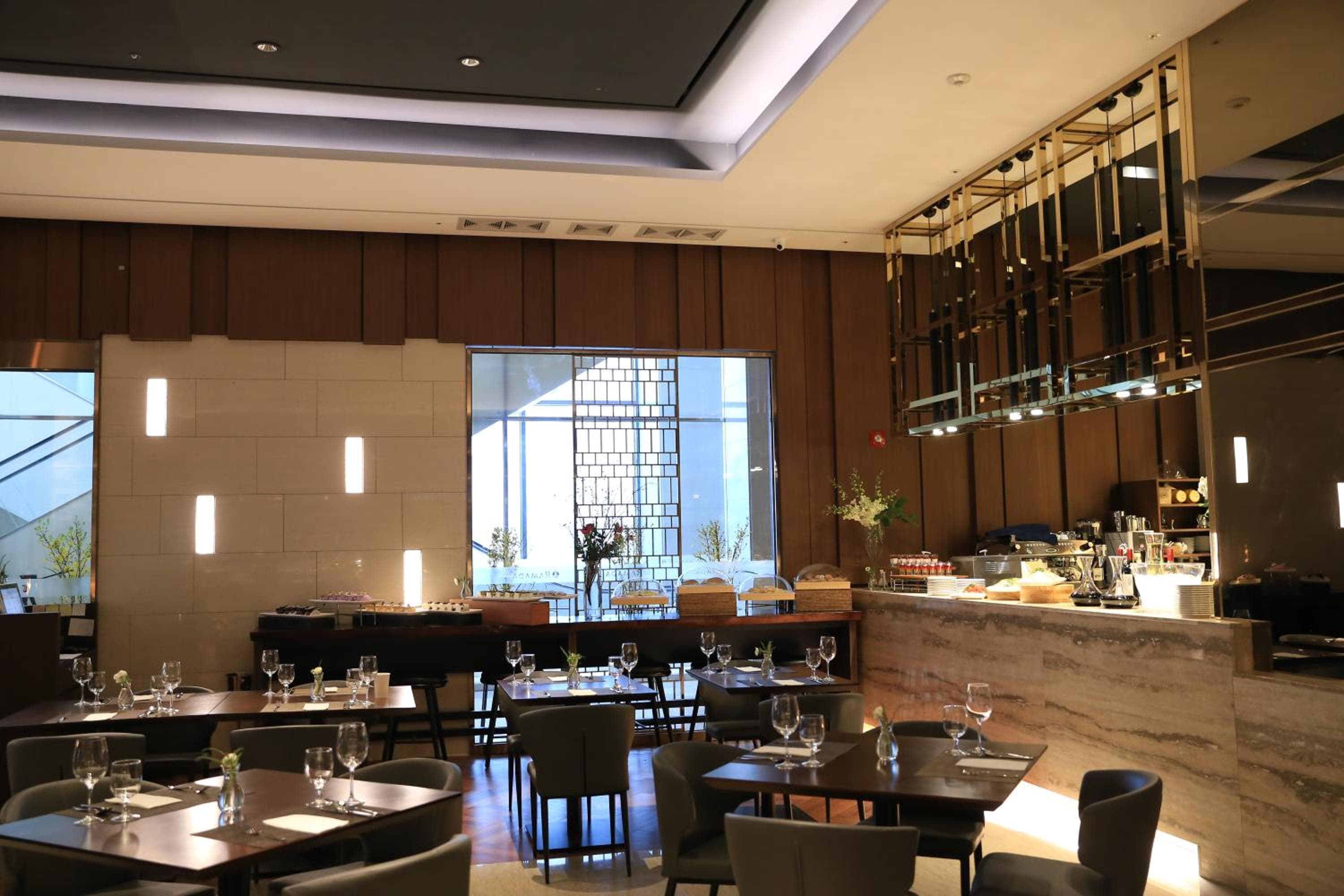 Ramada by Wyndham Seoul Sindorim 라마다 바이 원덤 서울 신도림