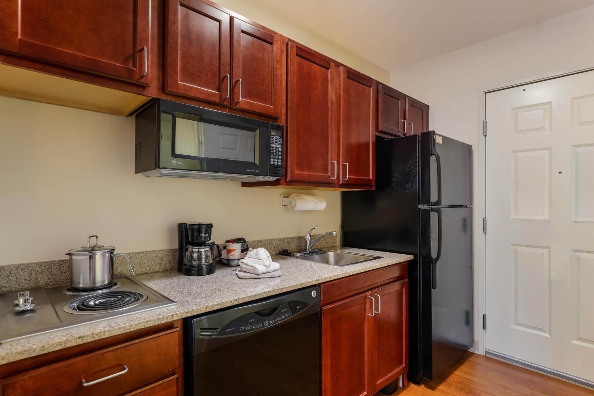 MainStay Suites Fitchburg - Madison