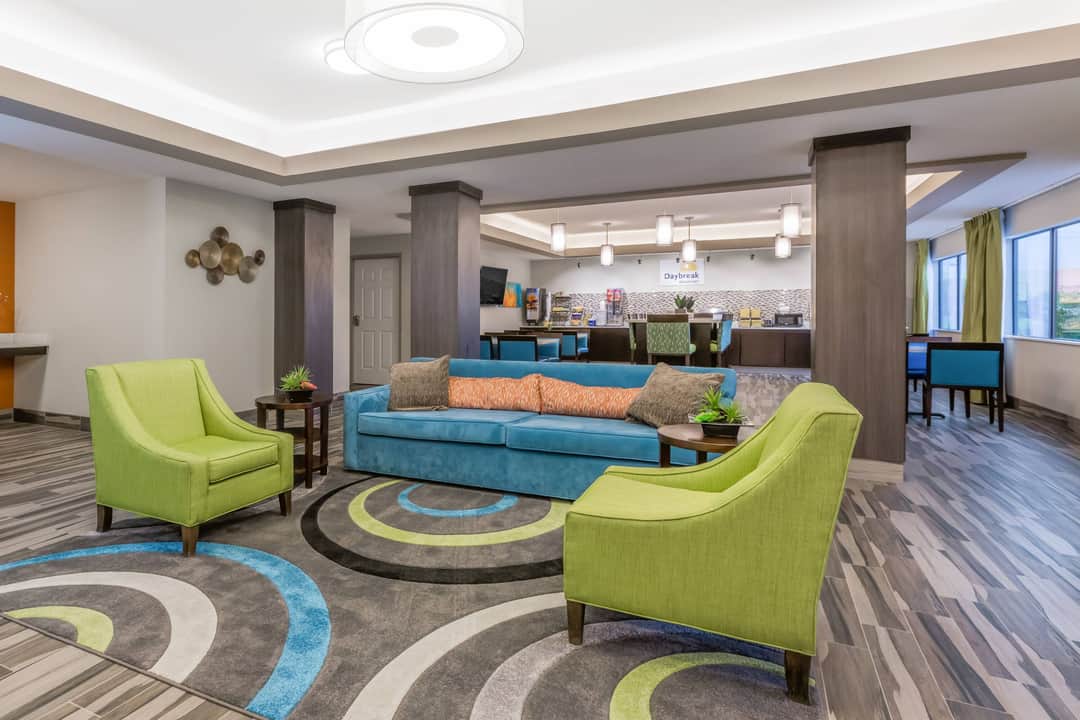 Days Inn & Suites by Wyndham Katy