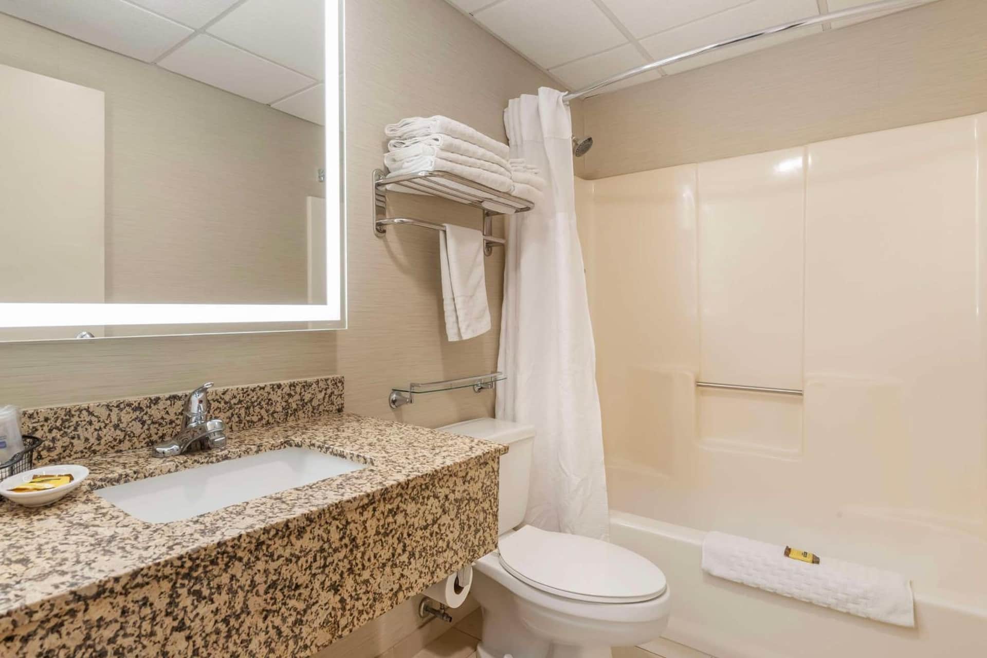 Best Western Plus Steeplegate Inn