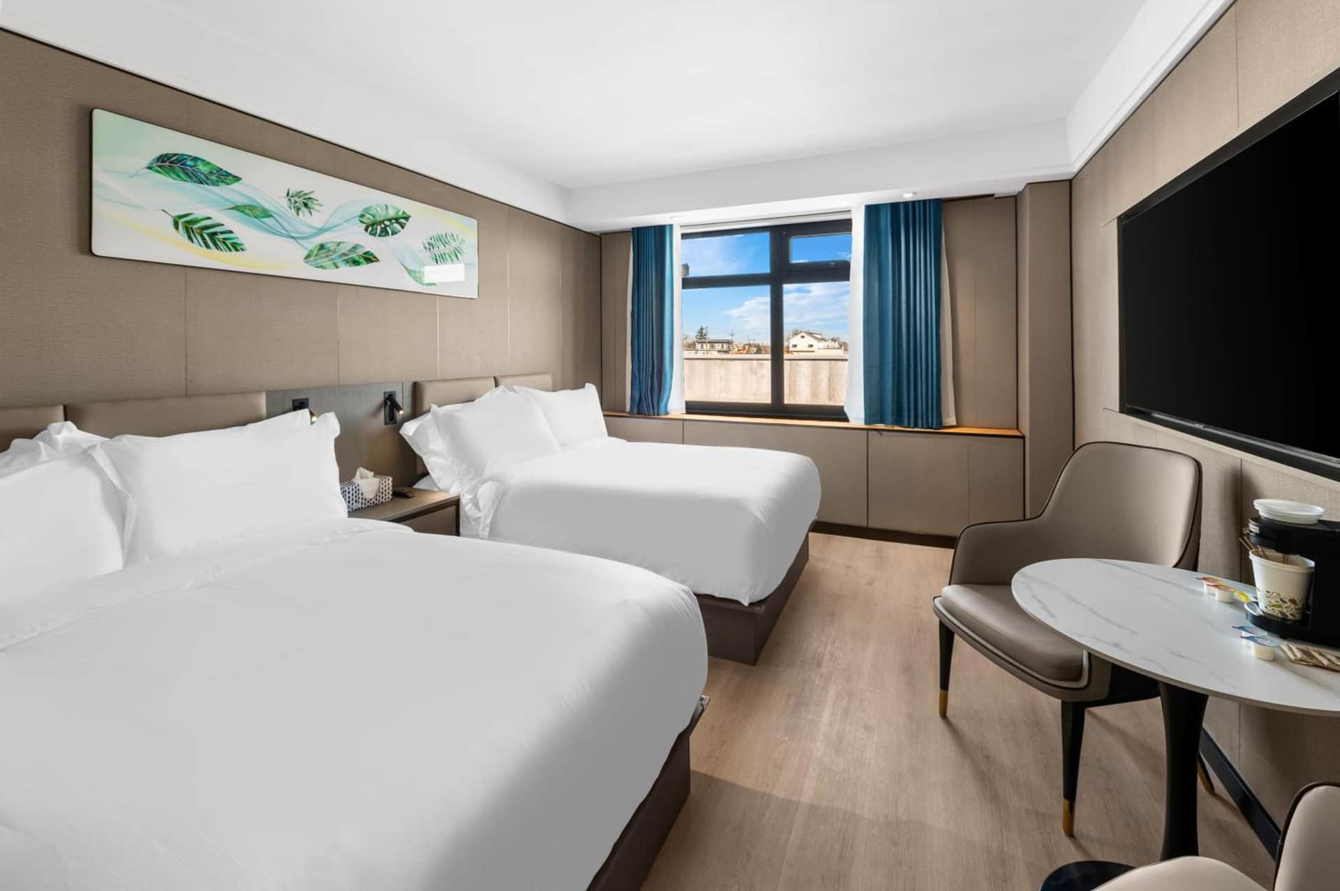 LY New York Hotel