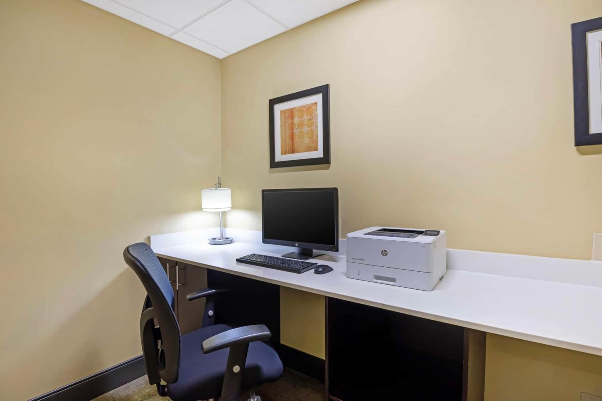 Best Western Plus Thornburg Inn & Suites