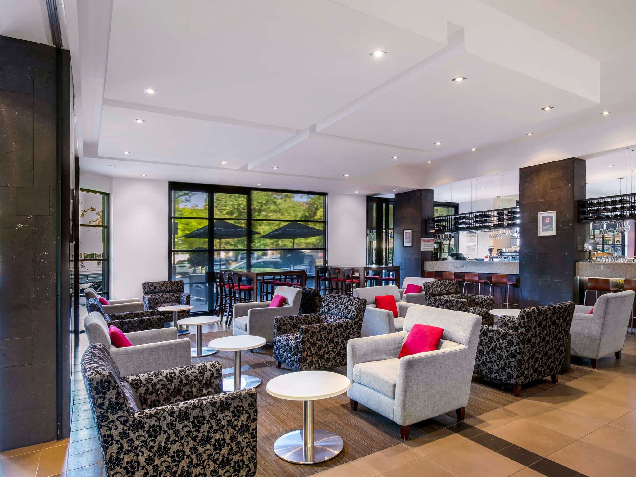 Mantra Hindmarsh Square Adelaide