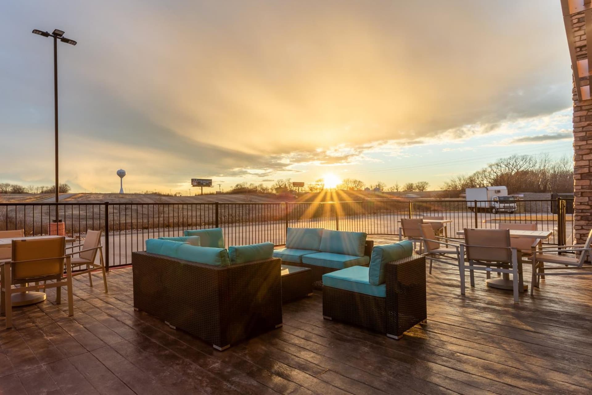 Holiday Inn Express & Suites Kearney by IHG