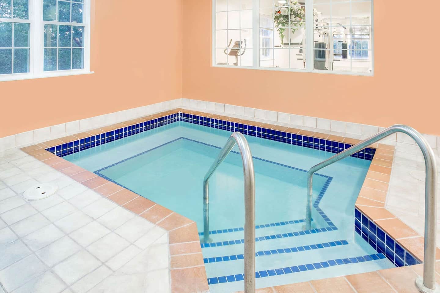 Microtel Inn & Suites by Wyndham Fond Du Lac