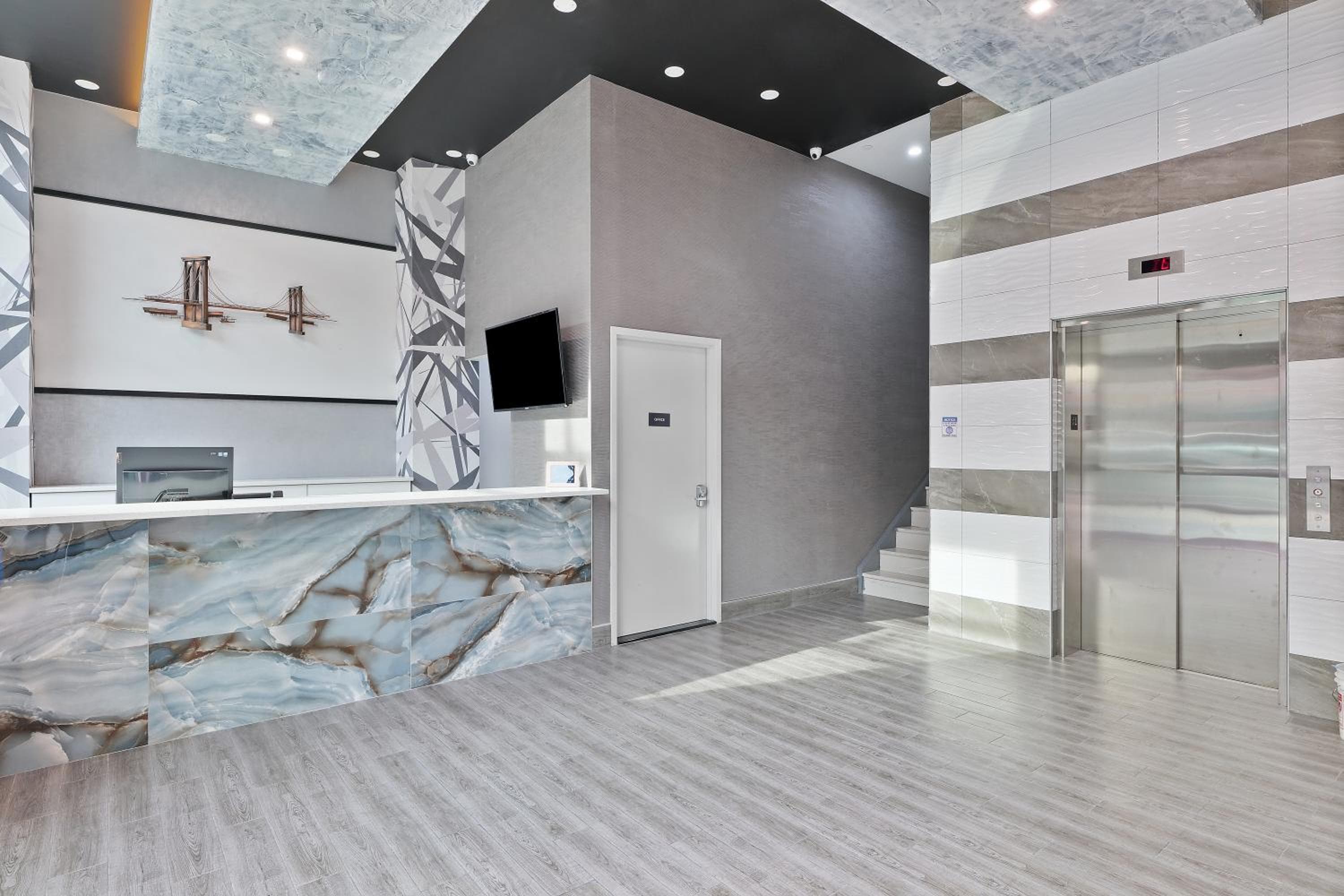 Casa Blanca Hotel Brooklyn