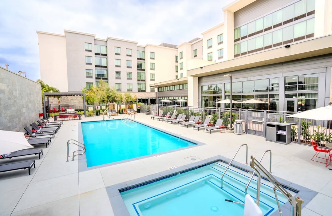 Homewood Suites by Hilton Long Beach Airport