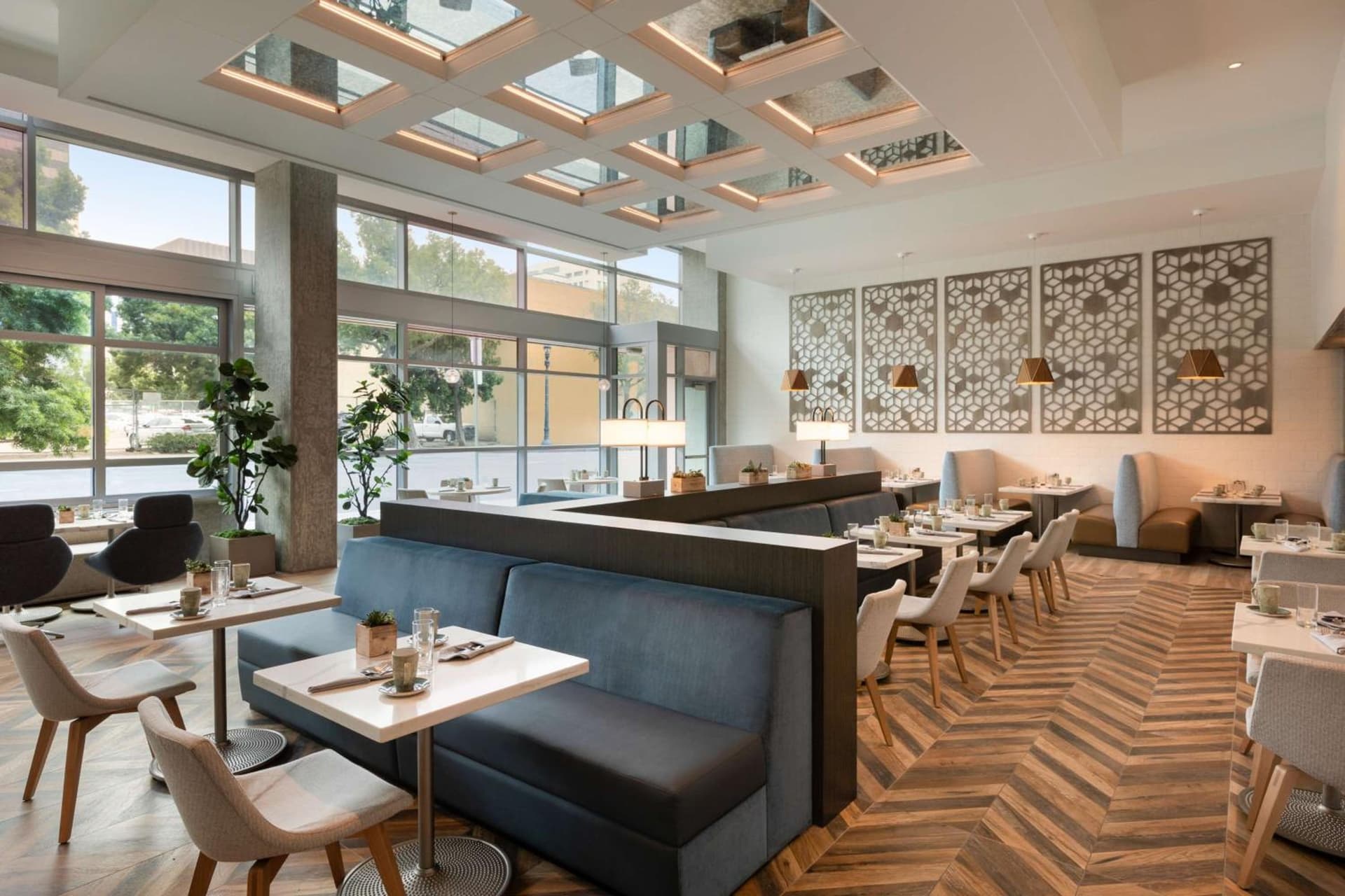 Carte Hotel San Diego Downtown, Curio Collection by Hilton