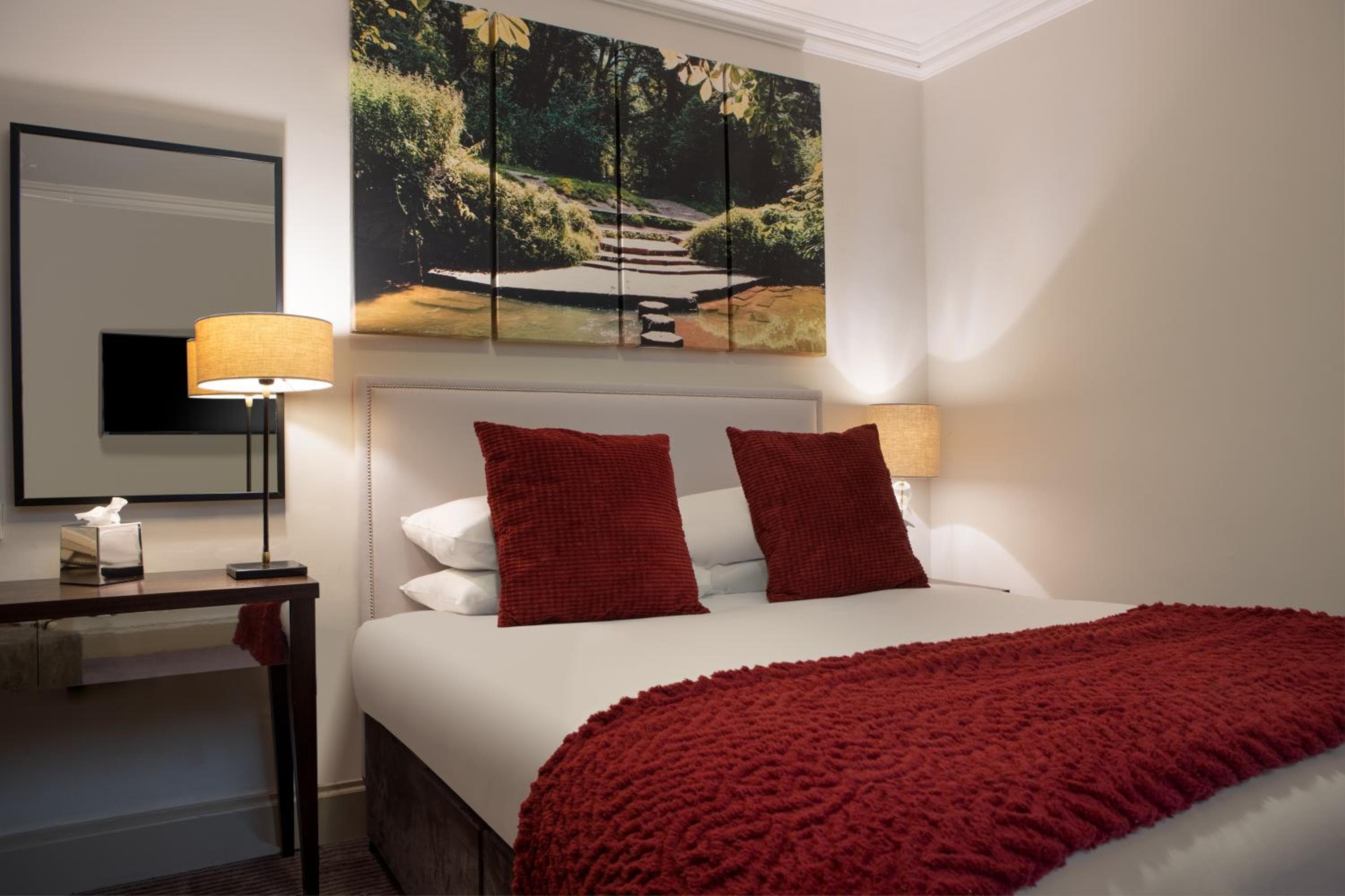 Sunday Box Hill Burford Bridge Hotel