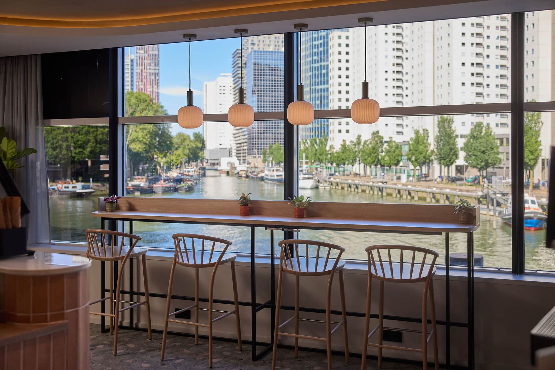 DoubleTree by Hilton Rotterdam Centre