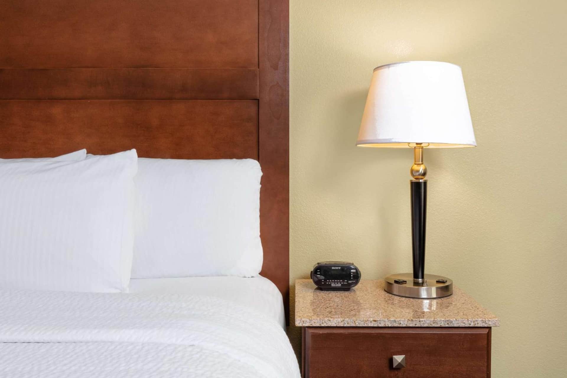 La Quinta Inn & Suites by Wyndham Las Vegas Airport South