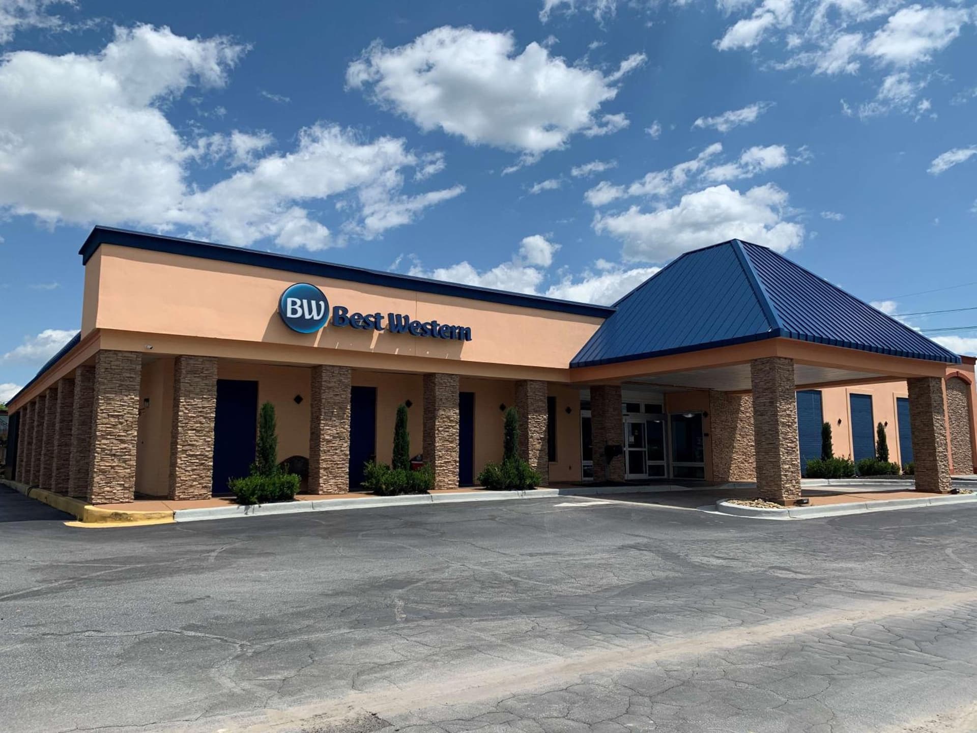 Clarion Inn by Choice Hotels