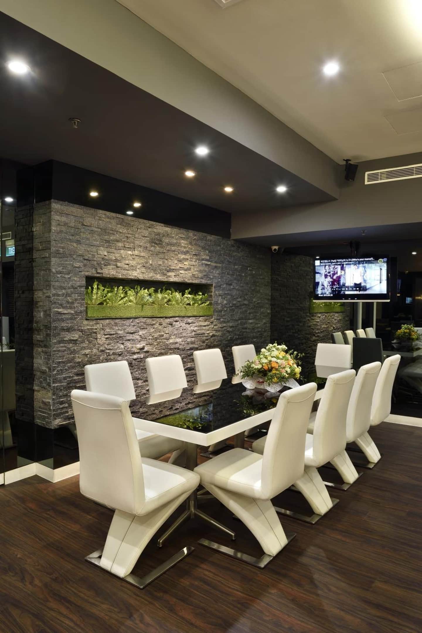 The SeaCare Hotel