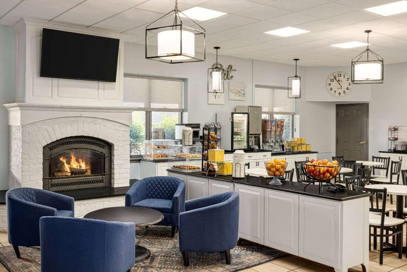 Days Inn by Wyndham Hershey